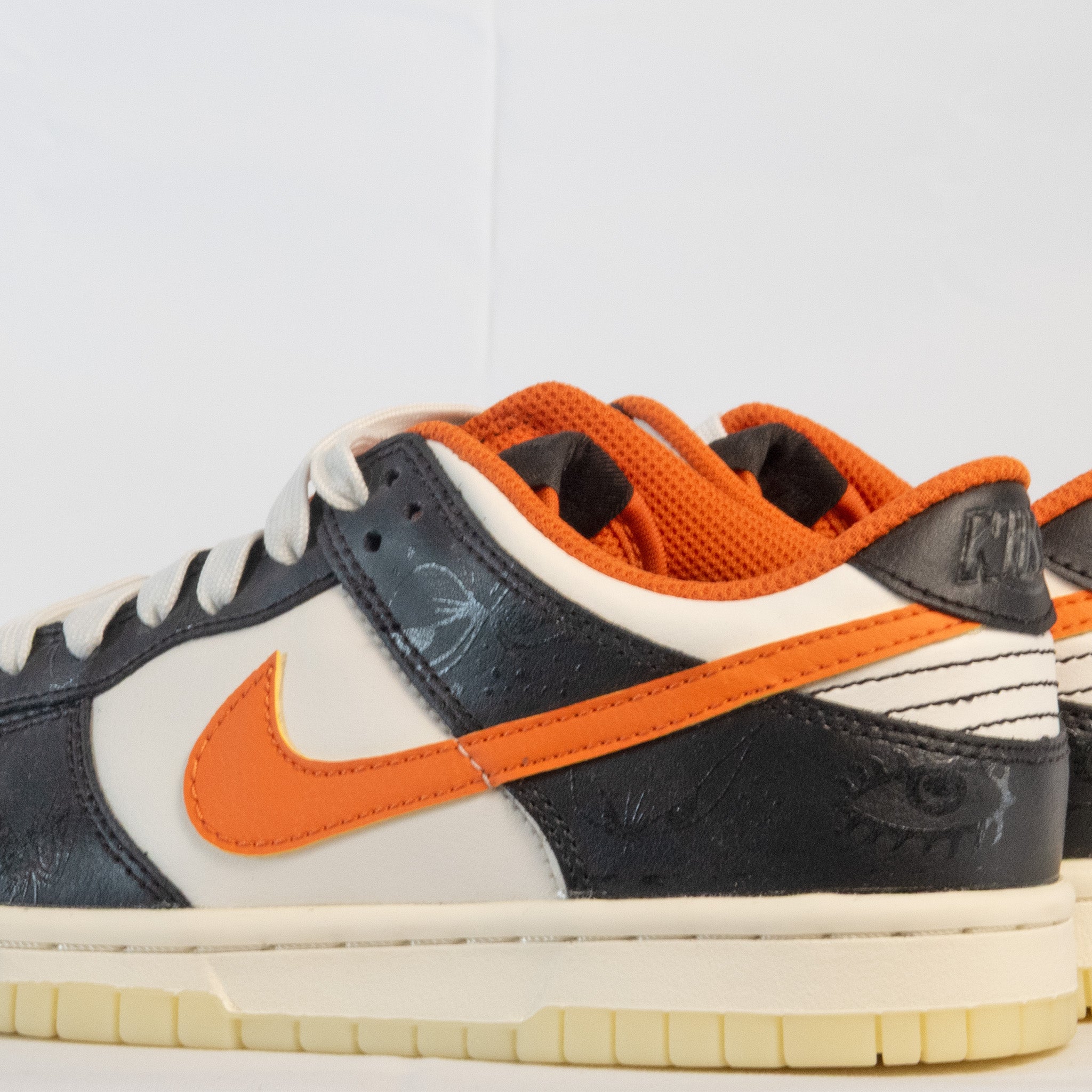Nike Dunk Low PRM Halloween (2021)