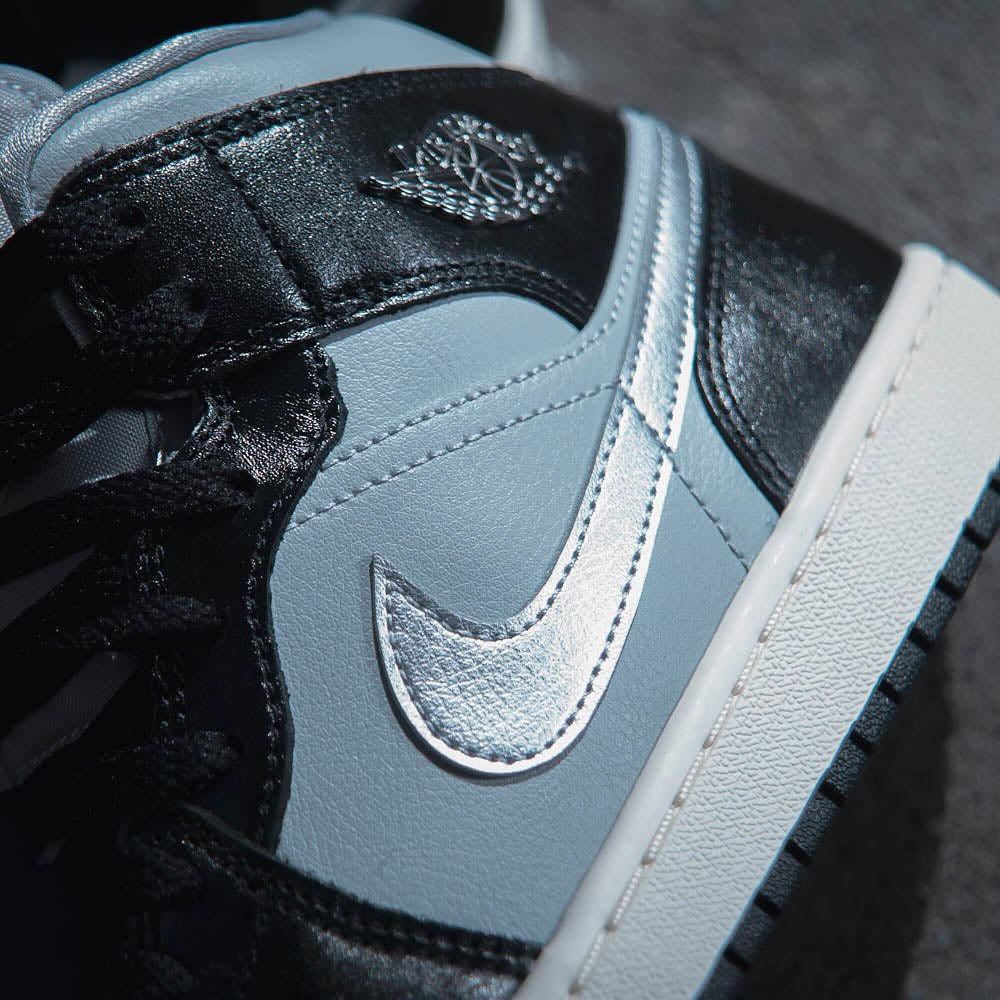Air Jordan 1 Mid Black Chrome - FB9892 - 002 - Men's and Women's Sneakers > Sneakers > Jordan 1 > Mid - Top Sneakers