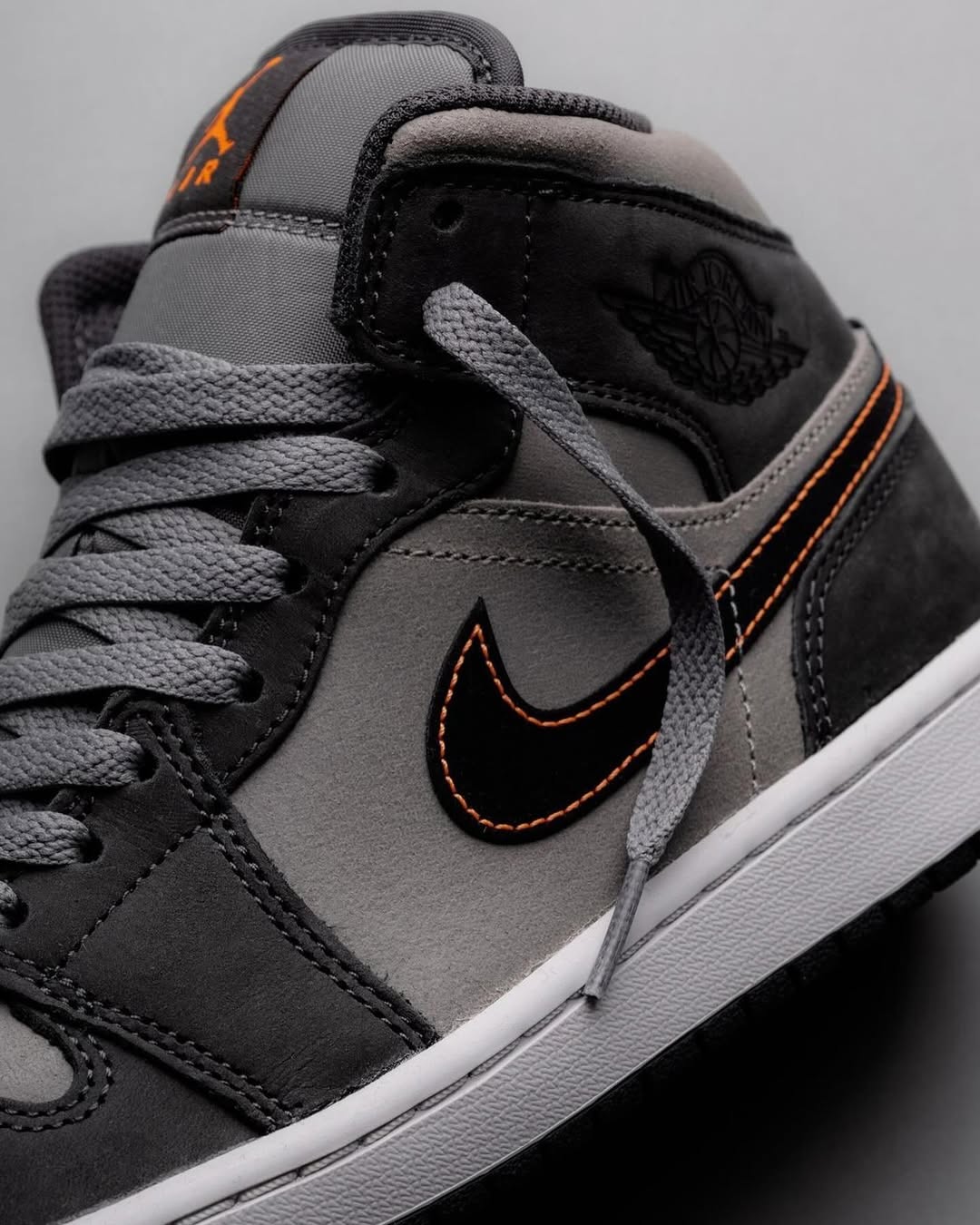 Air Jordan 1 Mid SE Night Stadium - FQ8338 - 017 - Men's and Women's Sneakers > Sneakers > Jordan 1 > Mid - Top Sneakers