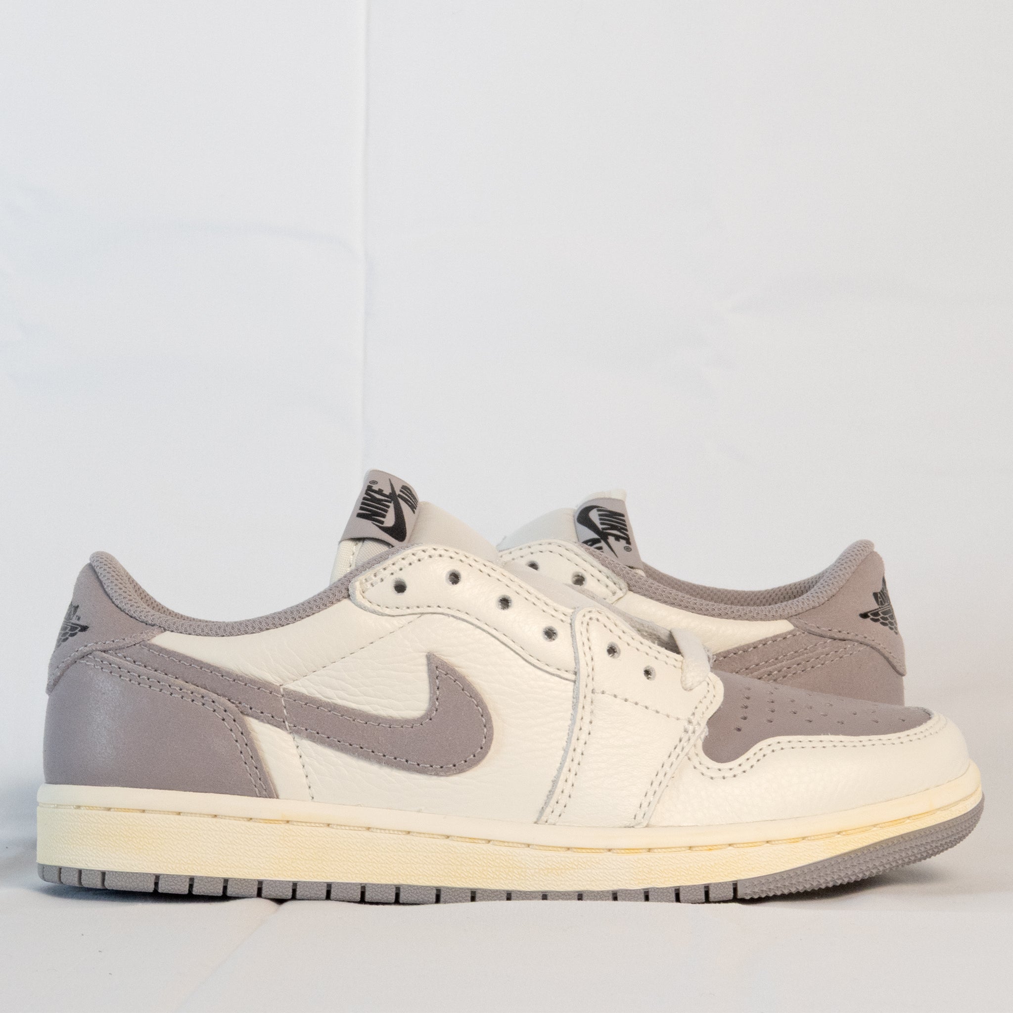 Air Jordan 1 Retro Low OG EX Sail - CZ0790 - 101 - Men's and Women's Sneakers > Sneakers > Jordan 1 > Low - Top Sneakers