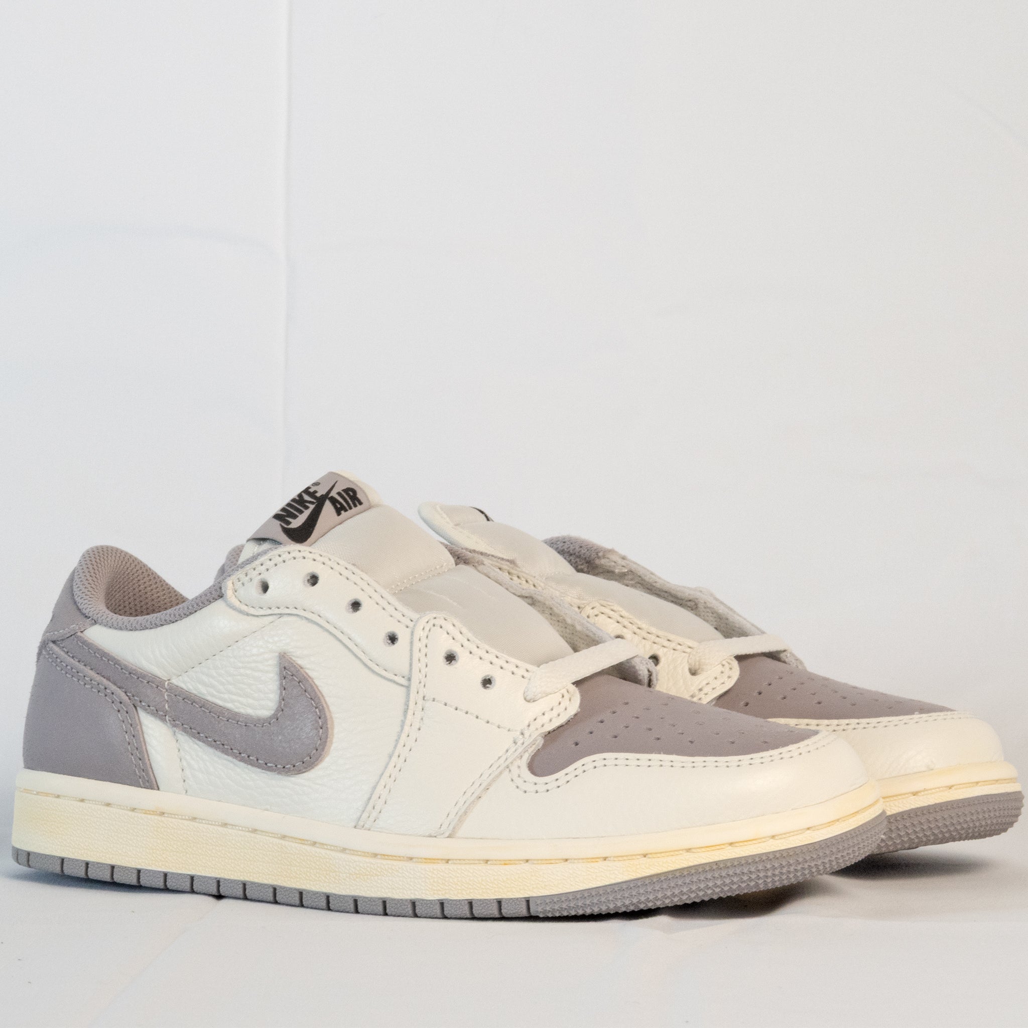 Air Jordan 1 Retro Low OG EX Sail - CZ0790 - 101 - Men's and Women's Sneakers > Sneakers > Jordan 1 > Low - Top Sneakers