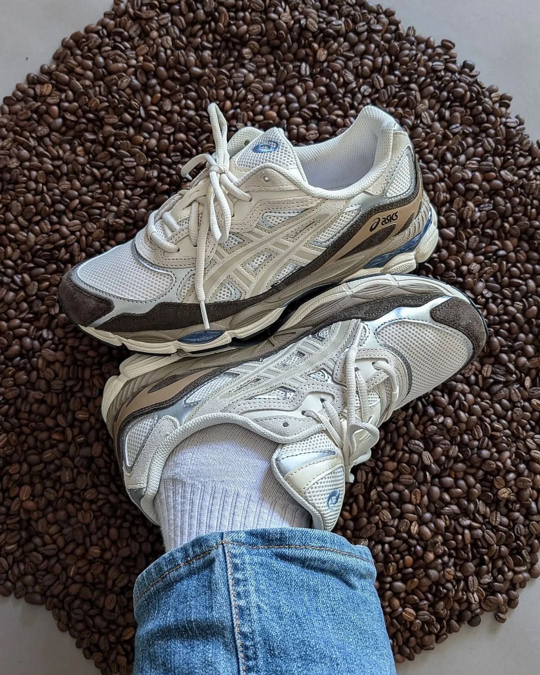 ASICS Gel - NYC Cream - 1203A383 - 103 - Men's and Women's Sneakers > Sneakers > Asics Gel - NYC > Low - Top Sneakers