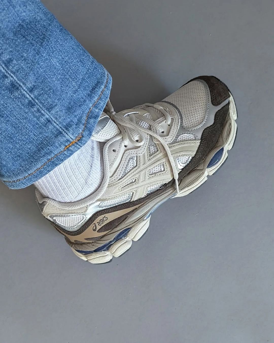 ASICS Gel - NYC Cream - 1203A383 - 103 - Men's and Women's Sneakers > Sneakers > Asics Gel - NYC > Low - Top Sneakers