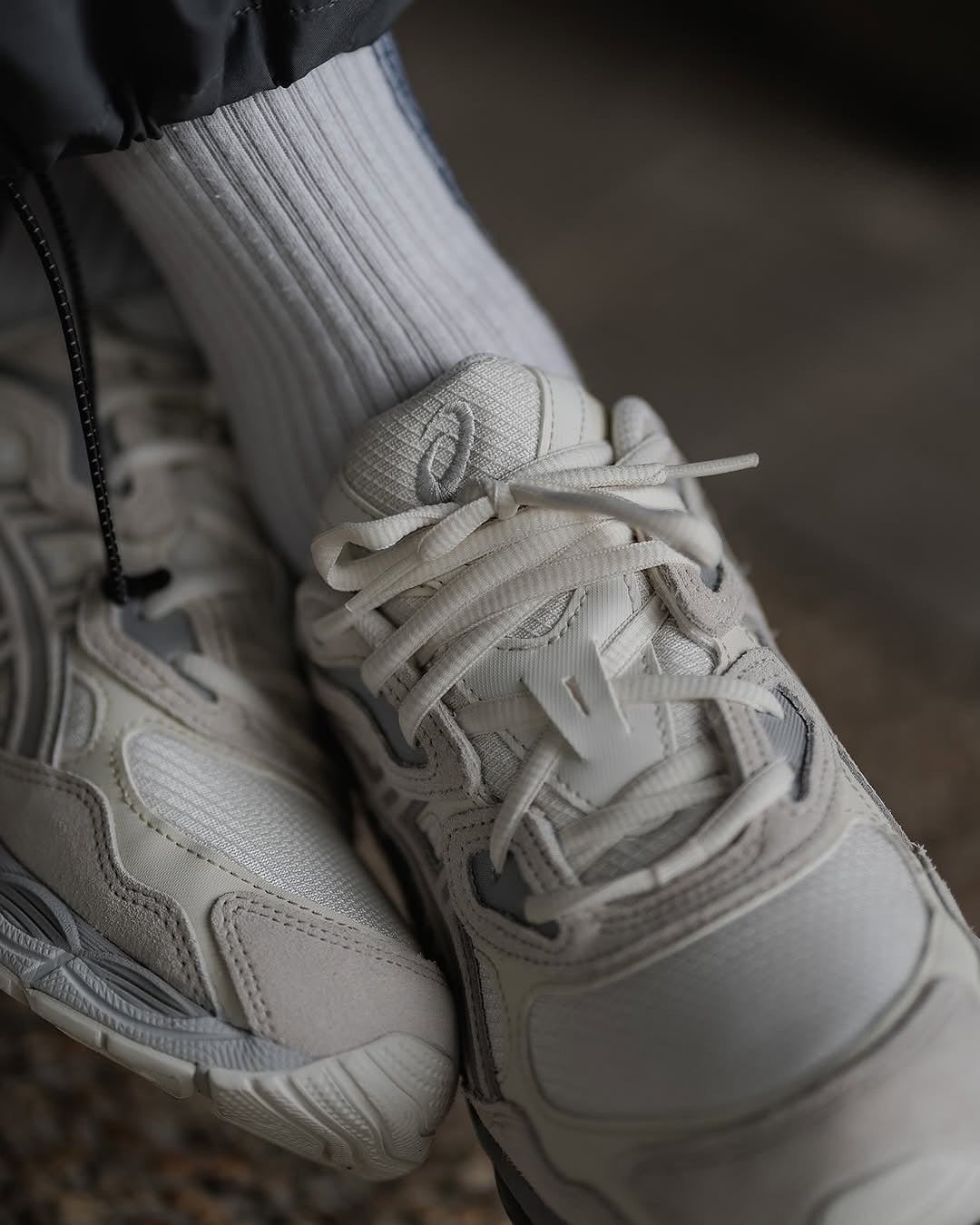ASICS Gel - NYC Cream Grey - 1203A739 - 100 - Men's and Women's Sneakers > Sneakers > Asics Gel - NYC > Low - Top Sneakers