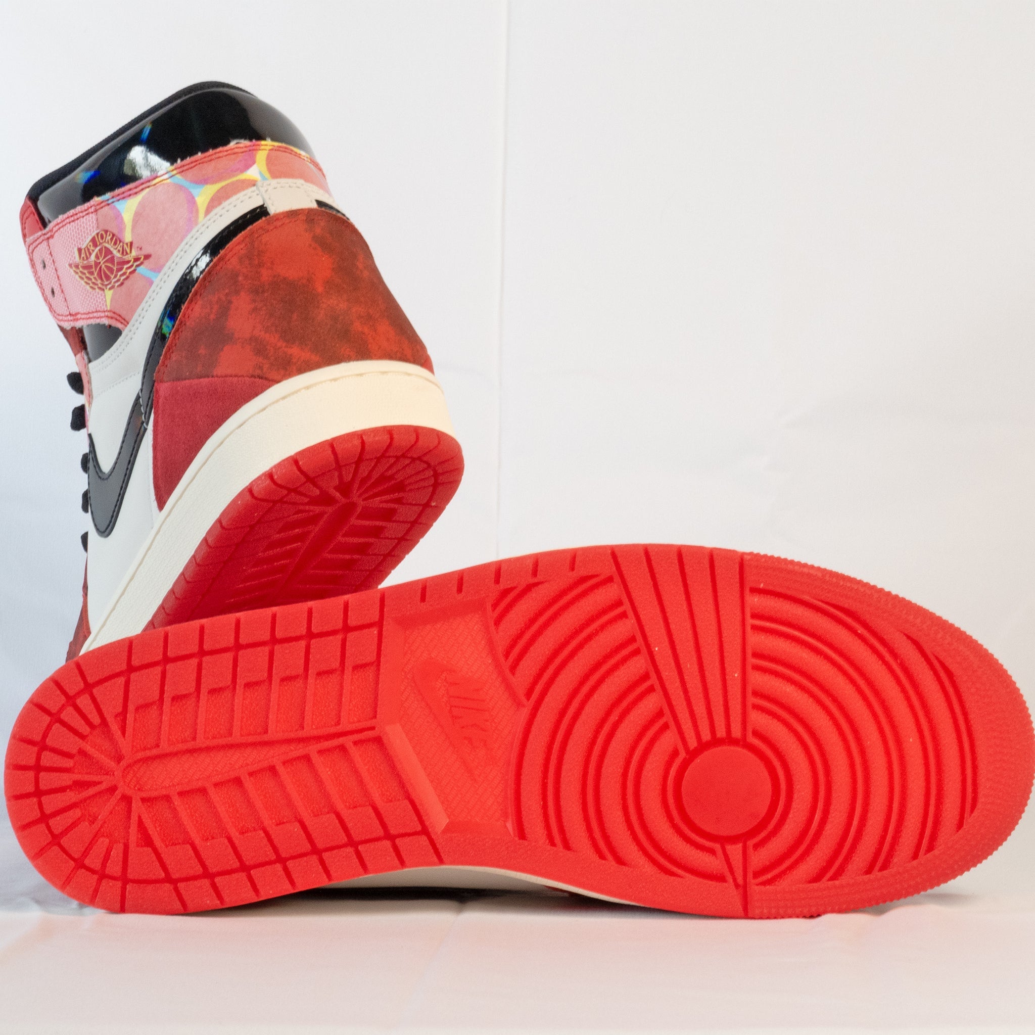 Jordan 1 Retro High OG Spider - Man Across the Spider - Verse - DV1748 - 601 - Men's and Women's Sneakers > Sneakers > Jordan 1 > High - Top Sneakers