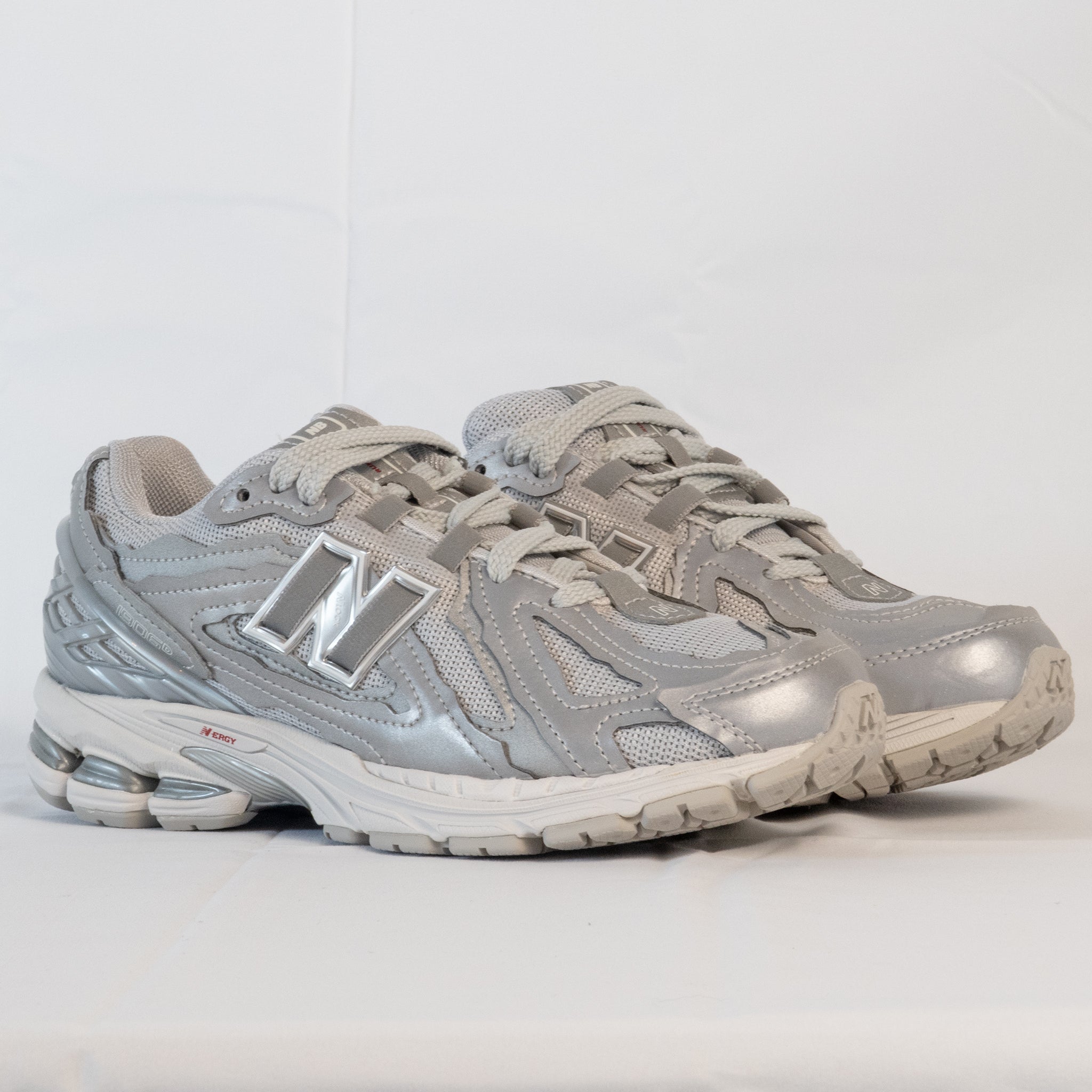 New Balance 1906D Protection Pack Silver Metallic - M1906DH - Men's and Women's Sneakers > Sneakers > New Balance 1906 > Low - Top Sneakers