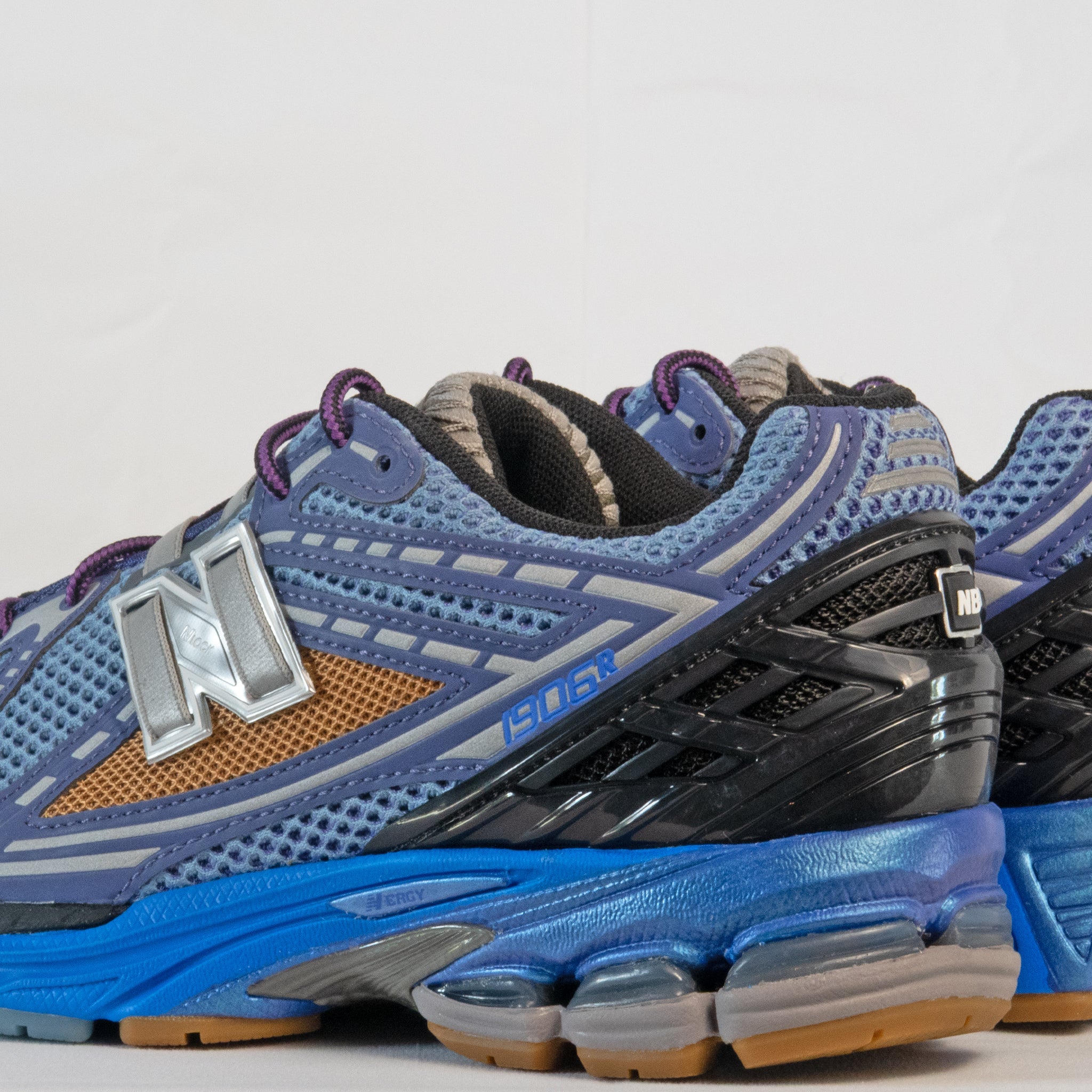 New Balance 1906R Action Bronson Medusa Azul - M1906RON - Men's and Women's Sneakers > Sneakers > New Balance 1906 > Low - Top Sneakers