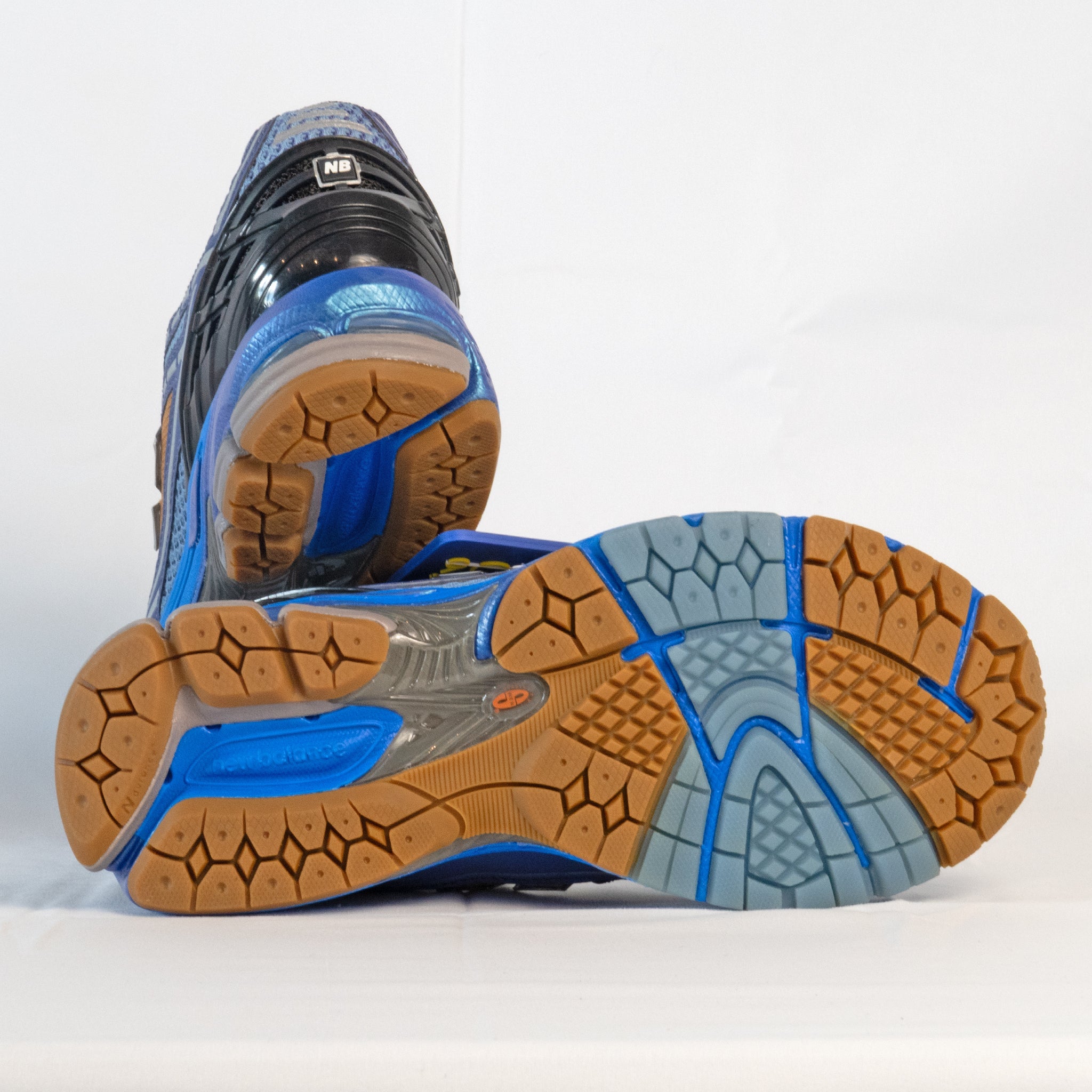 New Balance 1906R Action Bronson Medusa Azul - M1906RON - Men's and Women's Sneakers > Sneakers > New Balance 1906 > Low - Top Sneakers