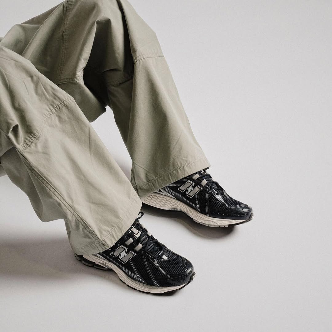 New Balance 1906R Eclipse - M1906RCA - Men's and Women's Sneakers > Sneakers > New Balance 1906 > Low - Top Sneakers