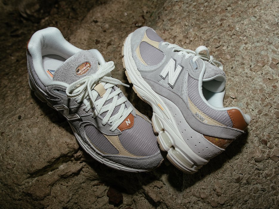 New Balance 2002R Concrete Grey - M2002RSB - Men's and Women's Sneakers > Sneakers > New Balance 2002 > Low - Top Sneakers