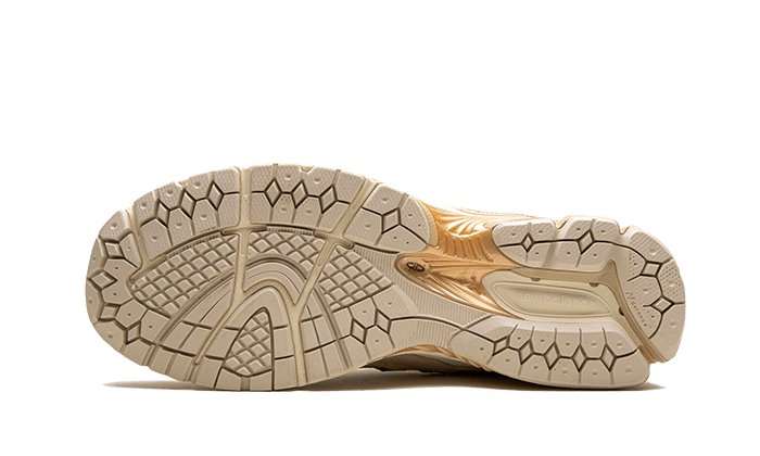 New Balance 2002R Protection Pack Sandstone Turtledove - M2002RDQ - sneakers