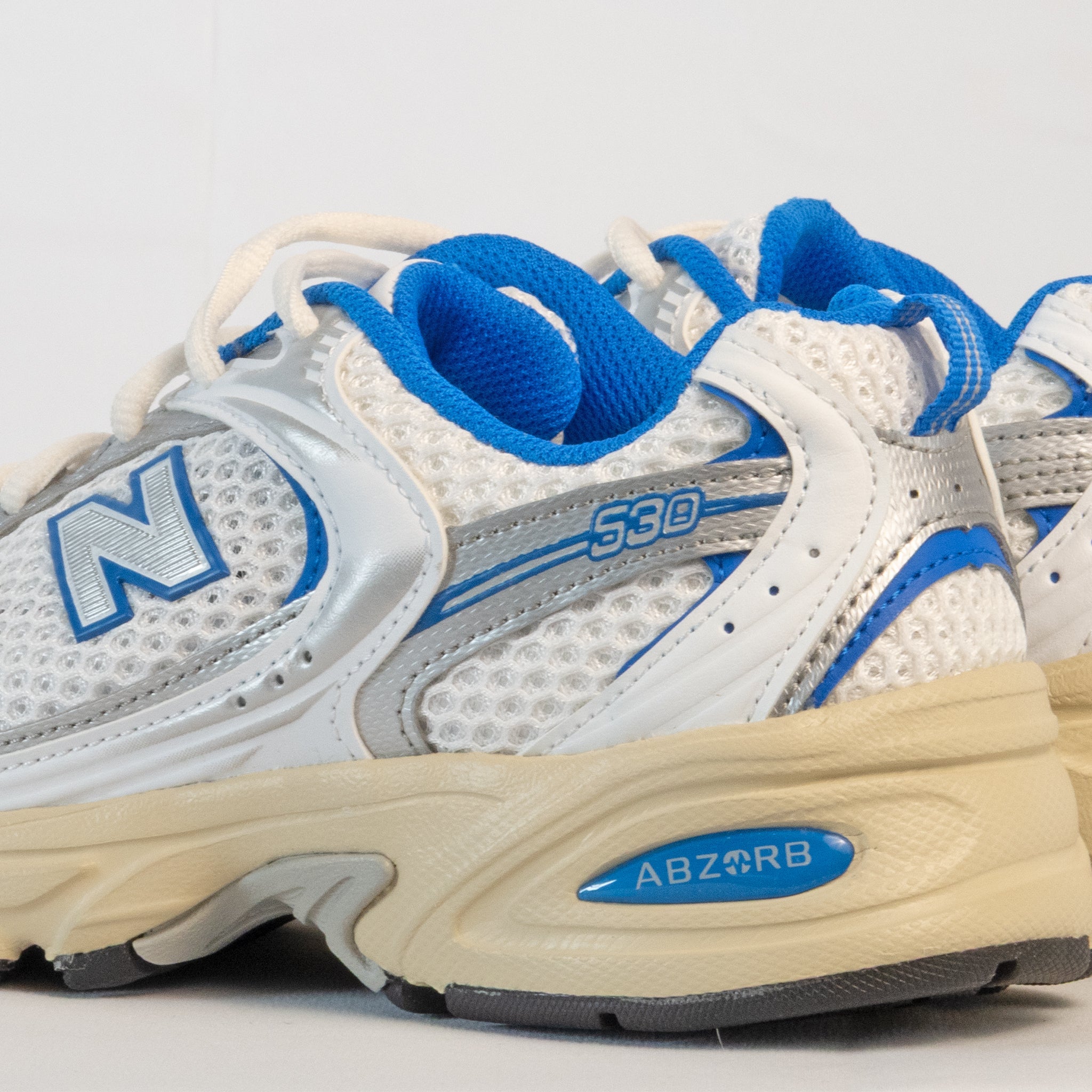 New Balance 530 White Blue Oasis - MR530EA - Men's and Women's Sneakers > Sneakers > New Balance 530 > Low - Top Sneakers