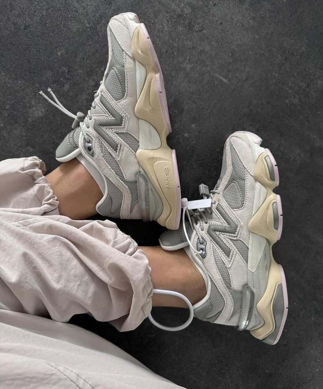 New Balance 9060 Grey Lilac - U9060GM - Men's and Women's Sneakers > Sneakers > New Balance 9060 > Low - Top Sneakers