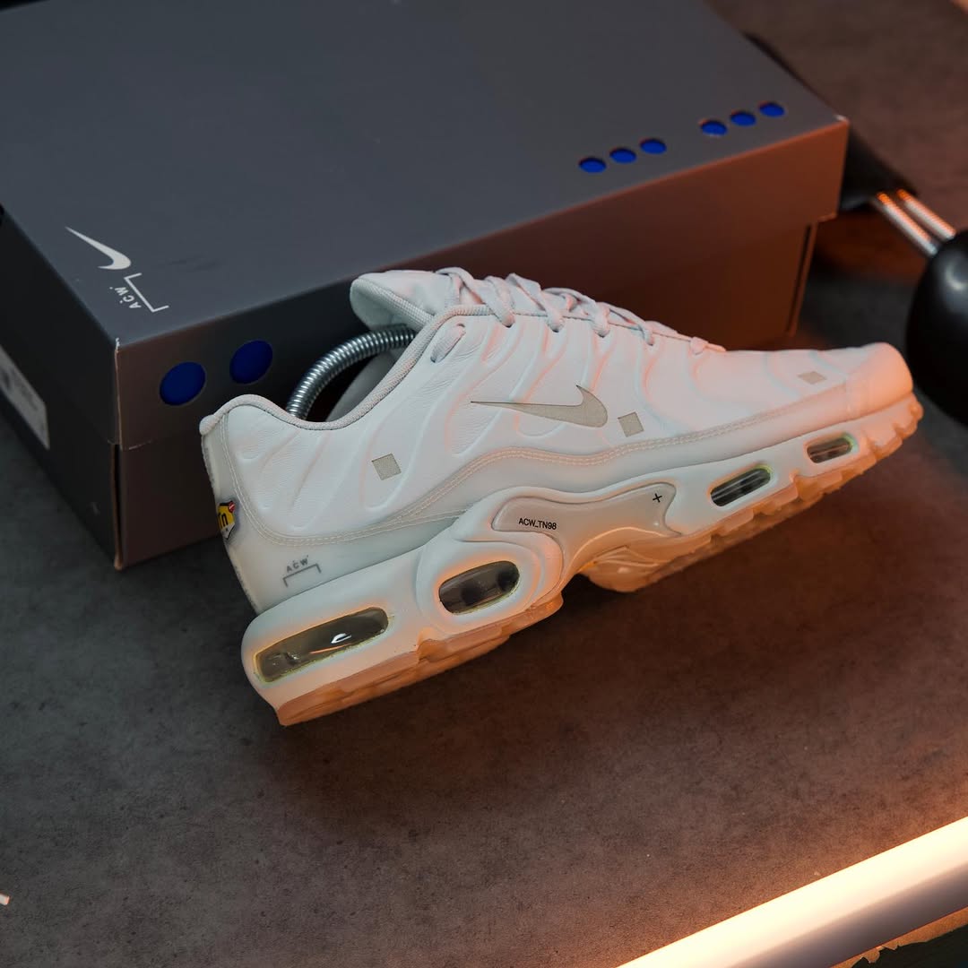 Nike Air Max Plus A - COLD - WALL Platinum Tint - FD7855 - 002 - sneakers