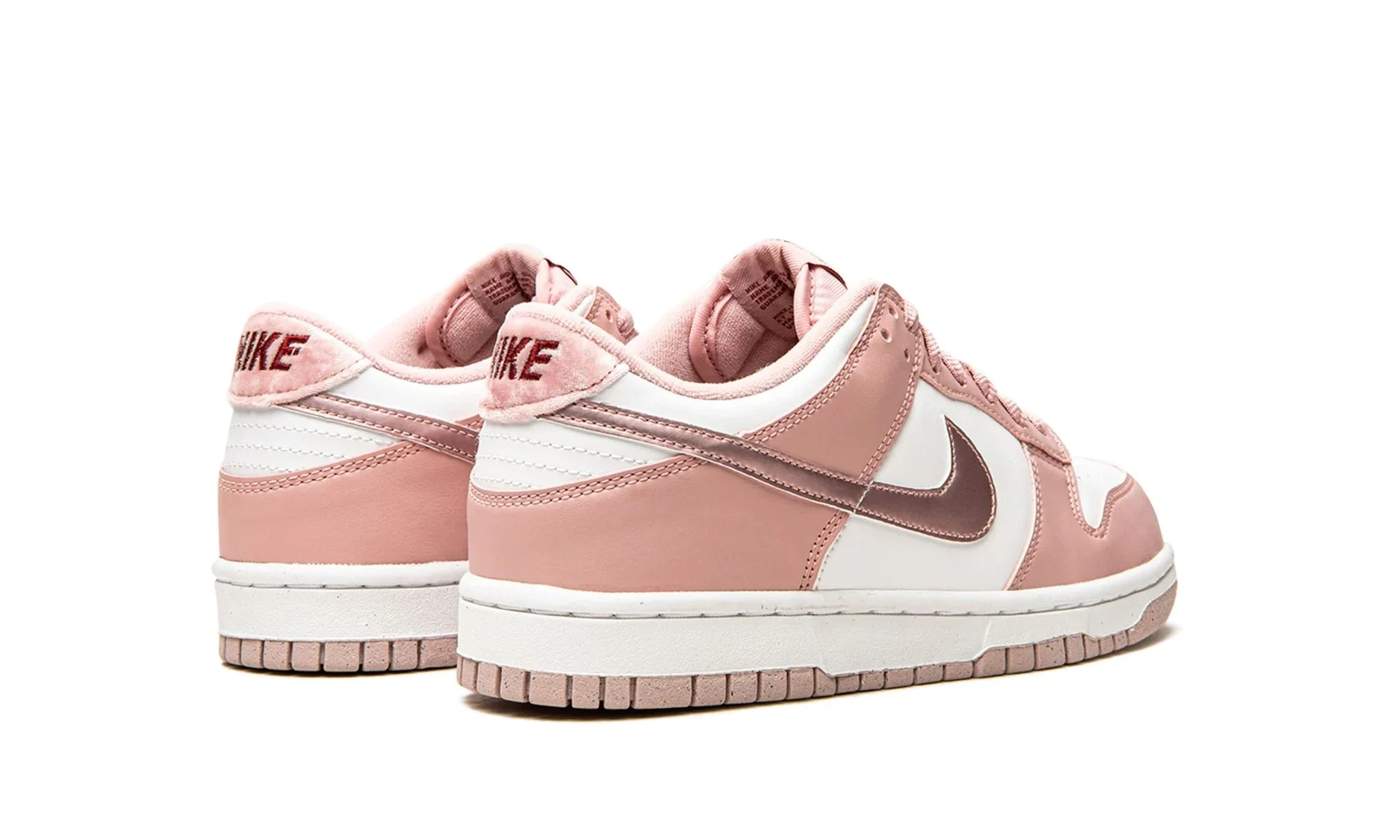 Nike Dunk Low "Pink Velvet" - DO6485-600 - Sneakers