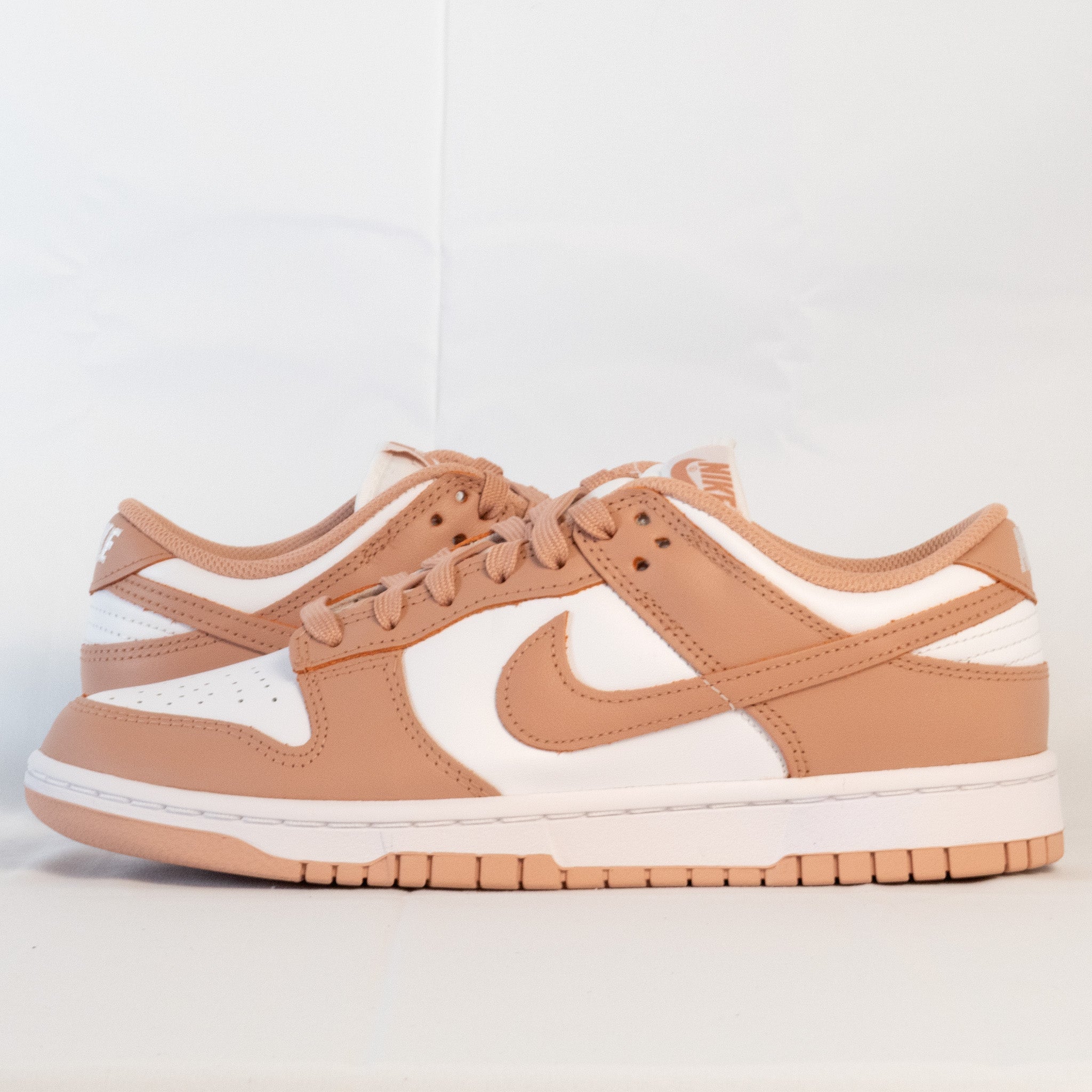 Nike Dunk Low Rose Whisper (W) - DD1503 - 118 - Men's and Women's Sneakers > Sneakers > Nike Dunk > Low - Top Sneakers