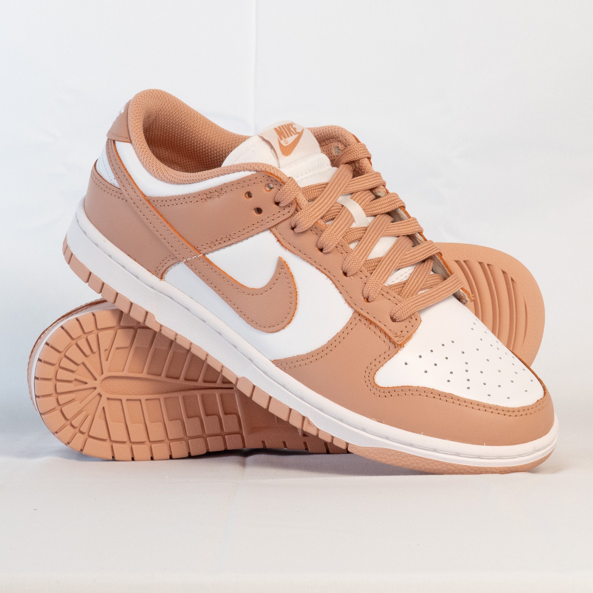 Nike Dunk Low Rose Whisper (W) - DD1503 - 118 - Men's and Women's Sneakers > Sneakers > Nike Dunk > Low - Top Sneakers