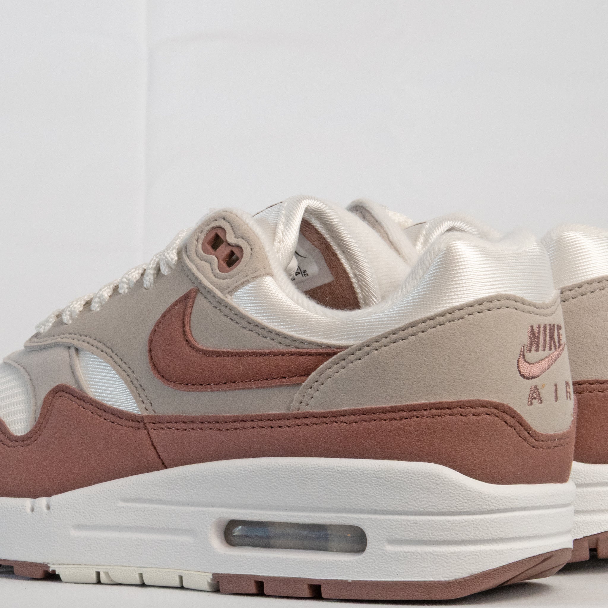 nike mauve air force 1 sneakers with gum sole