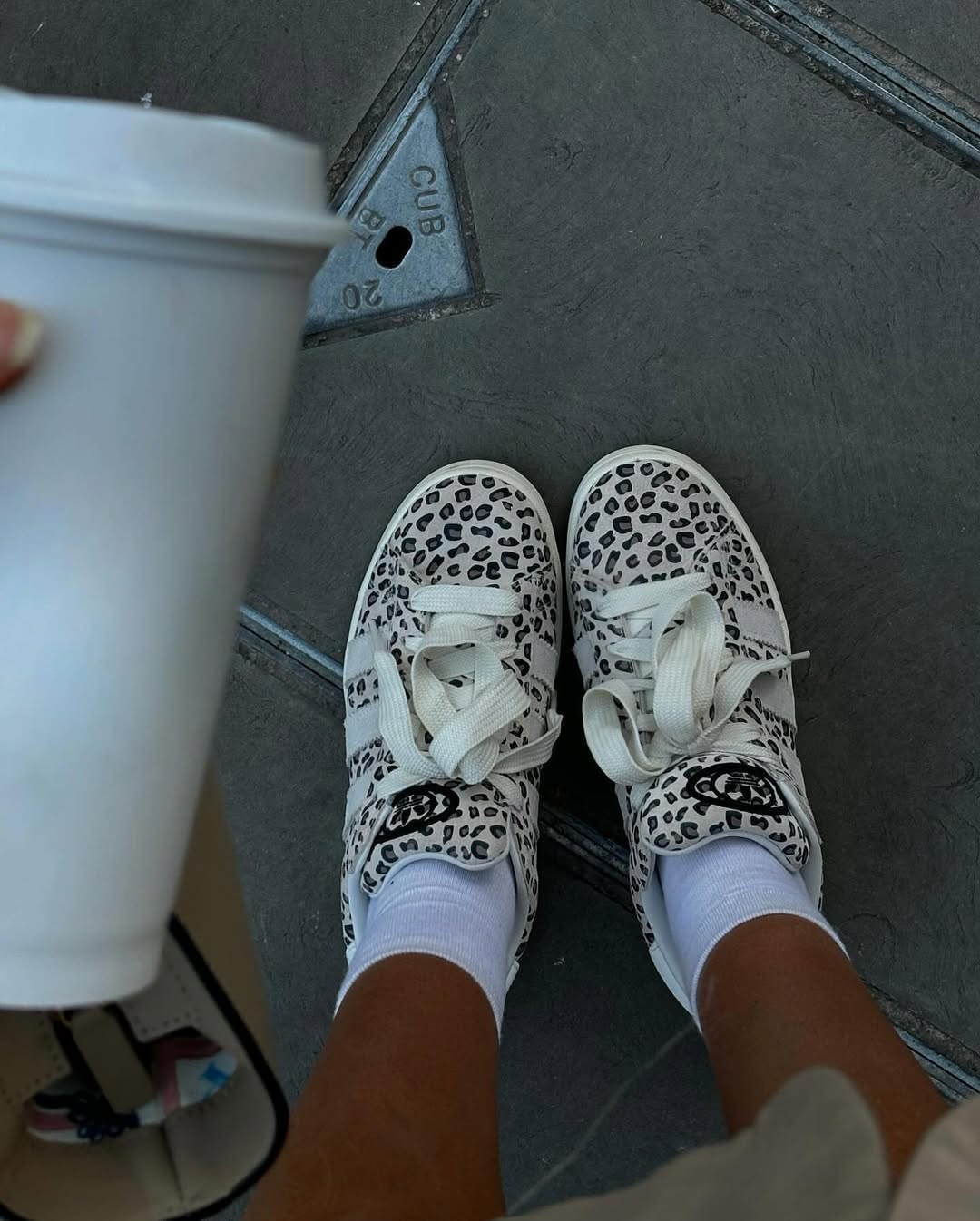 Adidas Campus 00s Leopard (W) - ID7041 - Men's and Women's Sneakers > Sneakers > Adidas Campus > Low - Top Sneakers
