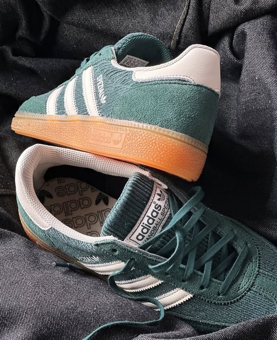 Adidas Handball Spezial Mineral Green - IG1976 - Men's and Women's Sneakers > Sneakers > Adidas Handball Spezial > Low - Top Sneakers