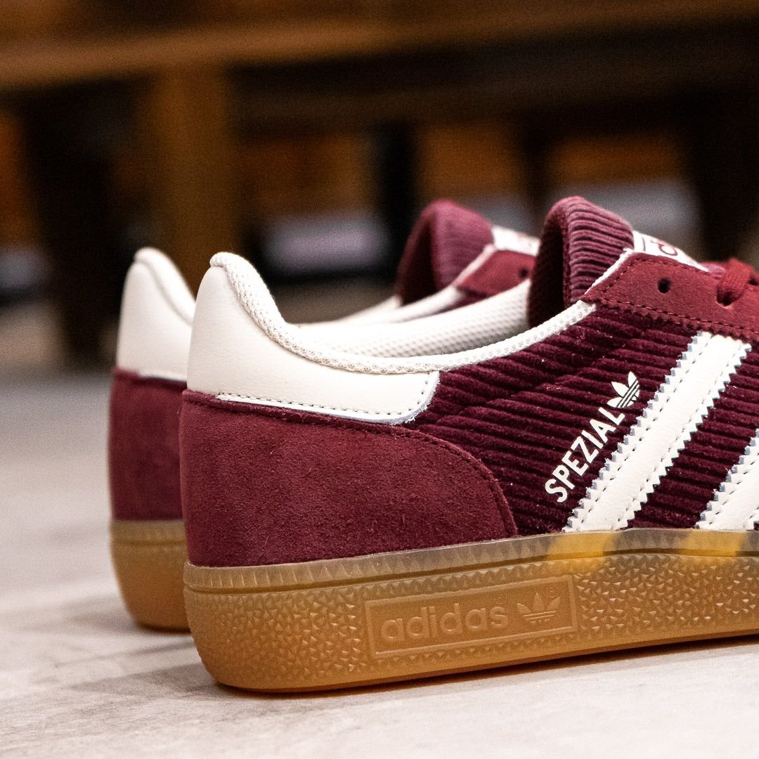 Adidas Handball Spezial Shadow Red - IG1978 - Men's and Women's Sneakers > Sneakers > Adidas Handball Spezial > Low - Top Sneakers