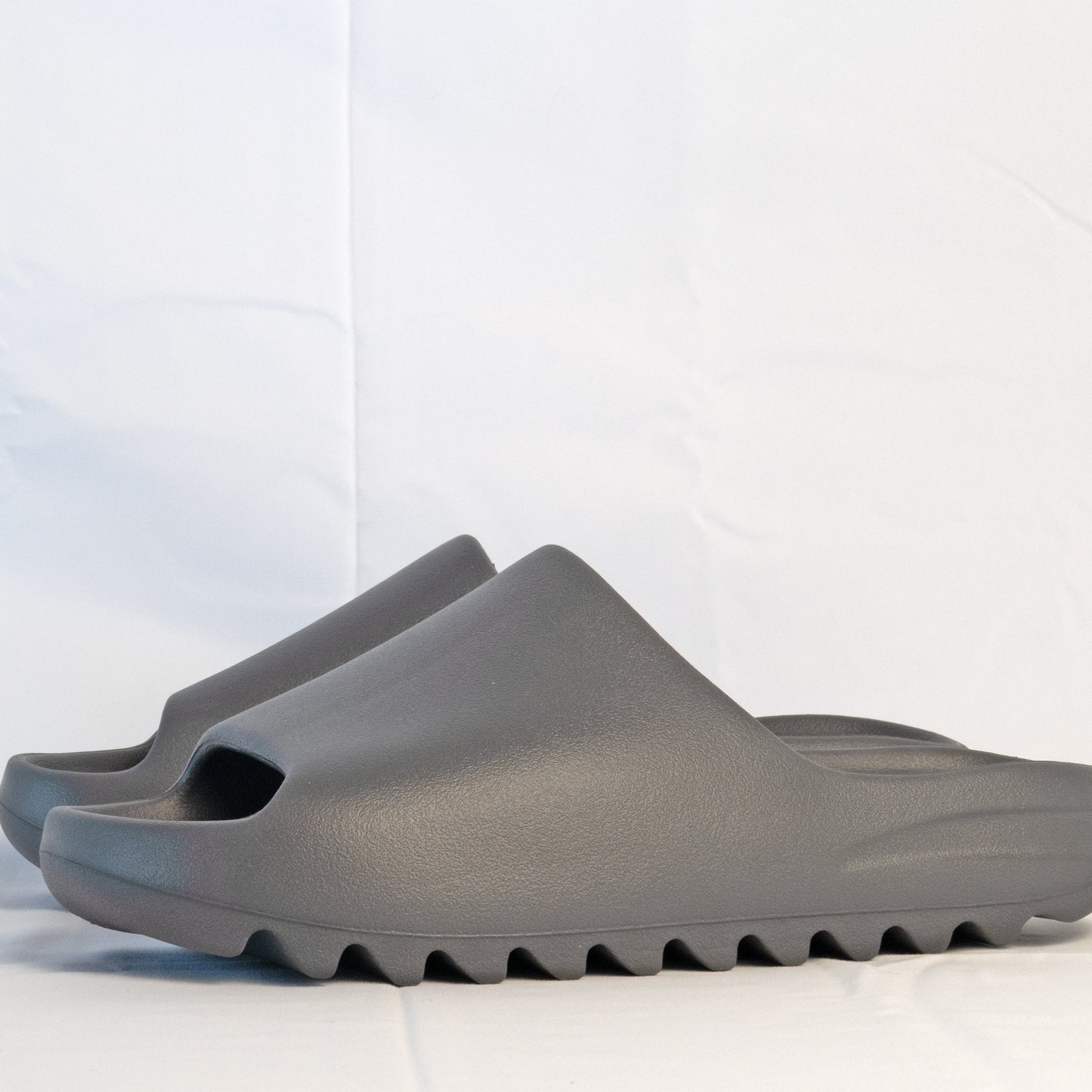 Adidas Yeezy Slide Slate Grey | ID2350