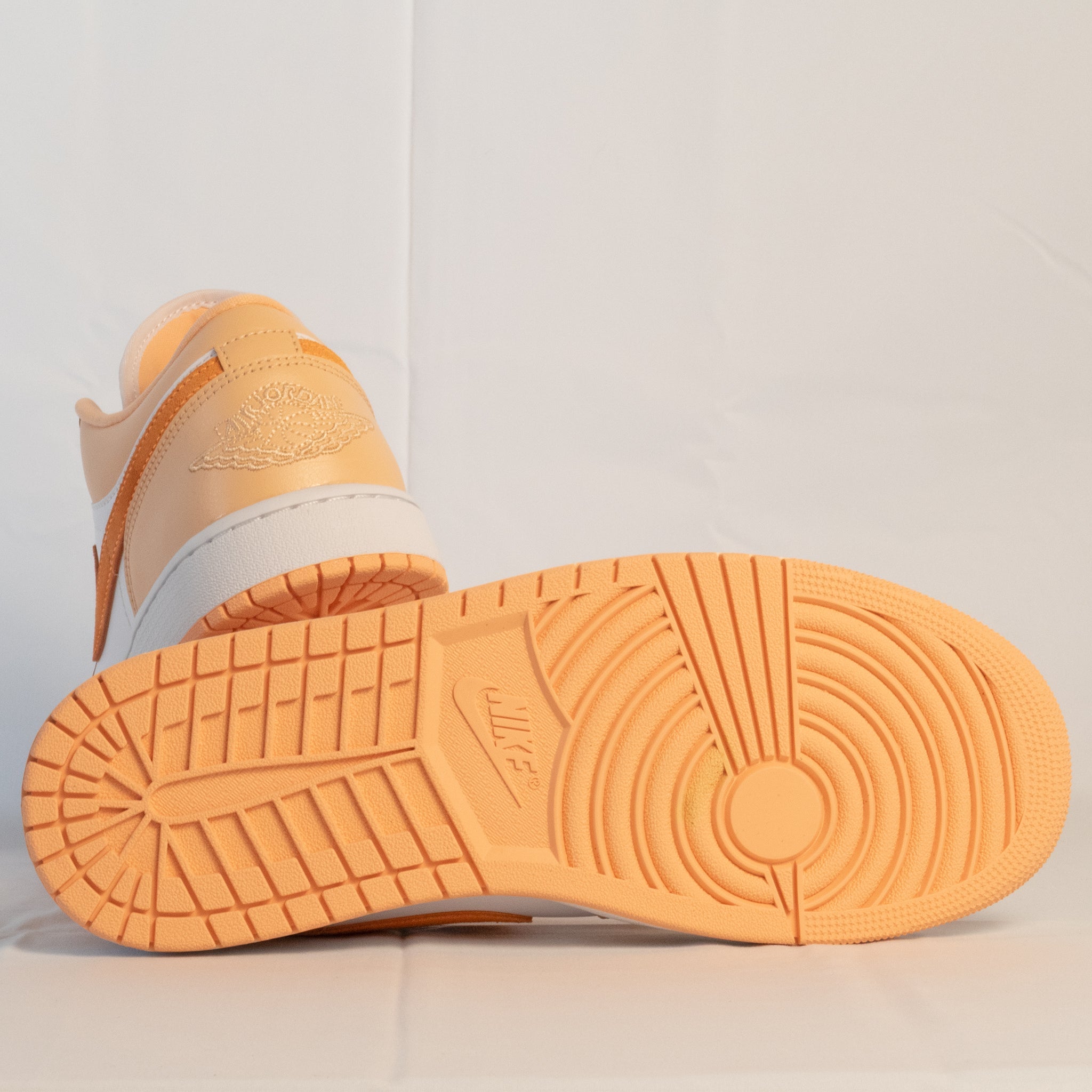Air Jordan 1 Low Sunset Haze - DC0774 - 801 - Men's and Women's Sneakers > Sneakers > Jordan 1 > Low - Top Sneakers