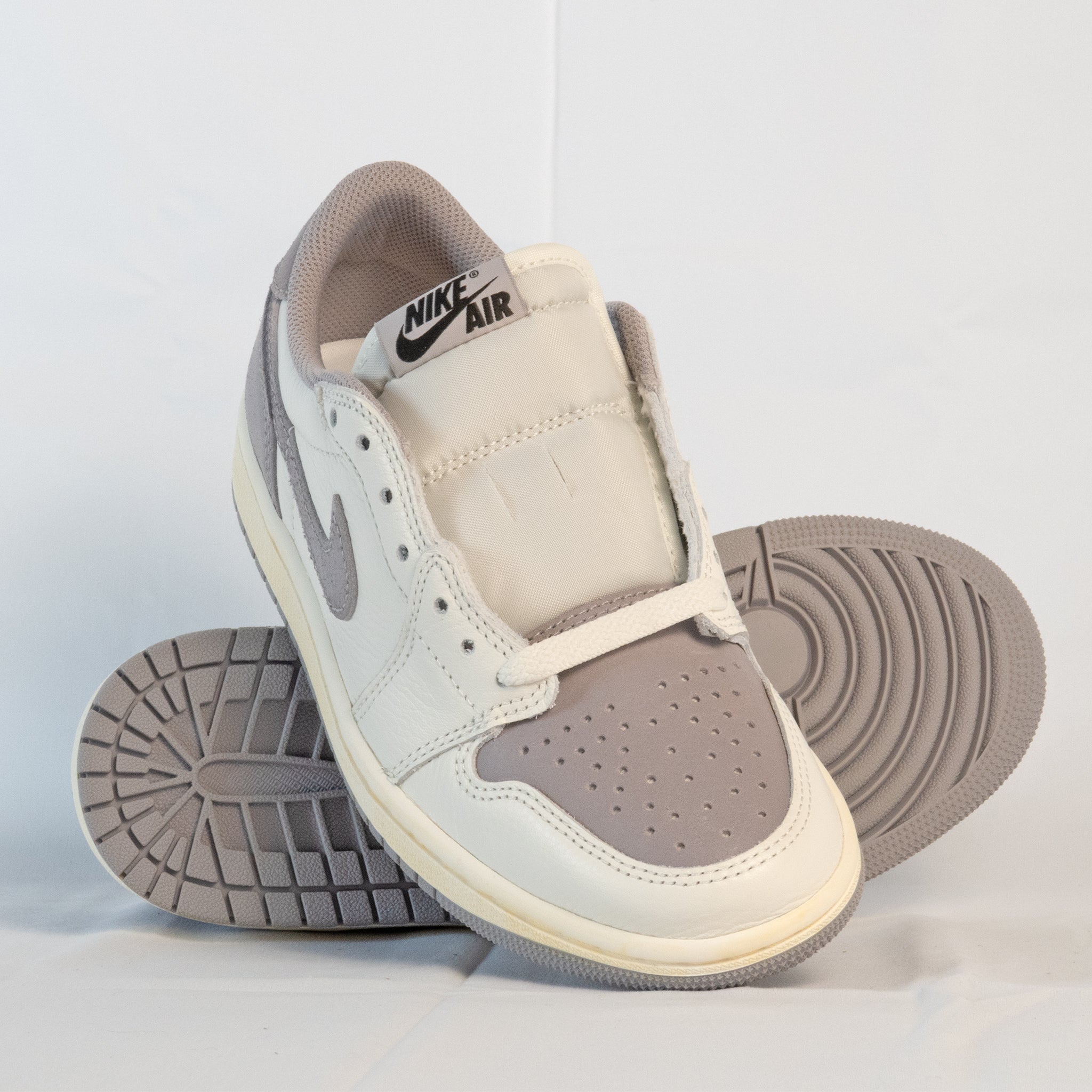 Air Jordan 1 Retro Low OG EX Sail - CZ0790 - 101 - Men's and Women's Sneakers > Sneakers > Jordan 1 > Low - Top Sneakers