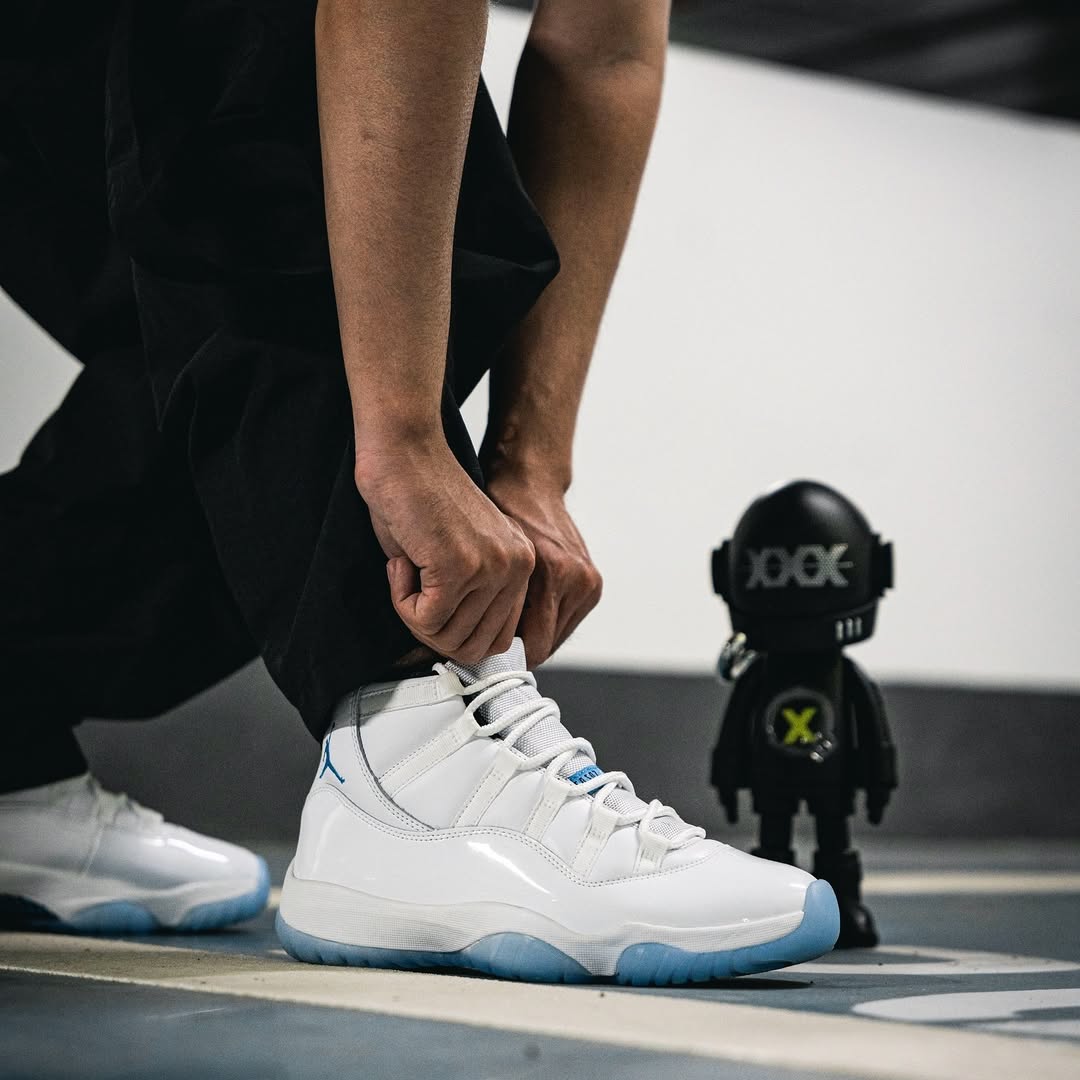 HOT Jordan 11 Legend Blue Low Top Air Jordan 11 Retro Low
