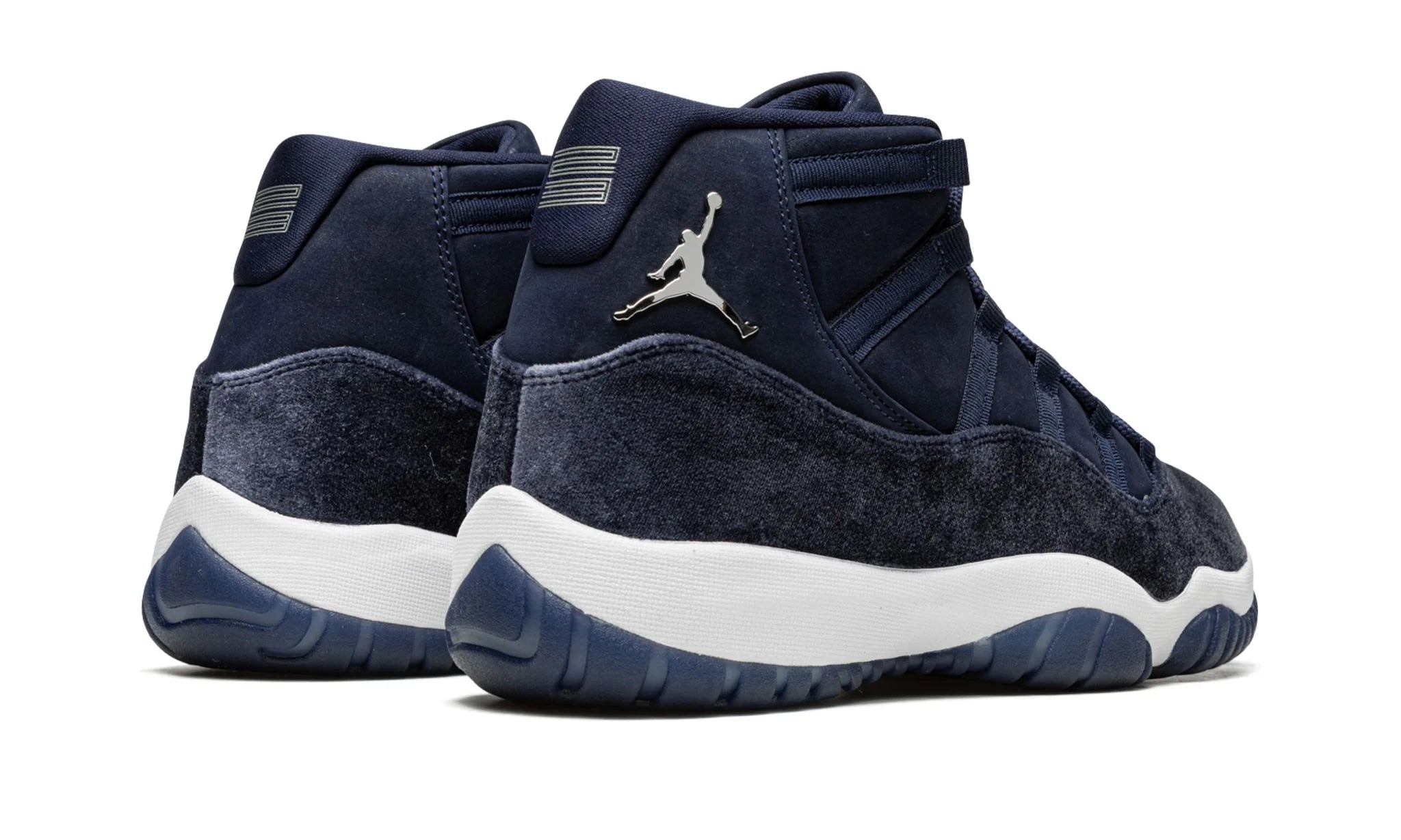 Air Jordan 11 Retro Midnight Navy AR0715 441