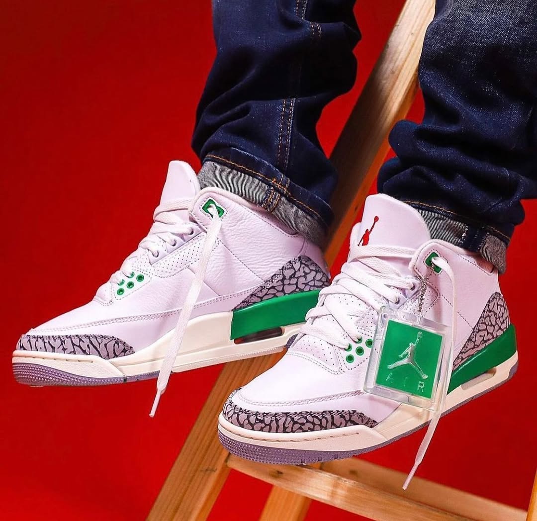 Air Jordan 3 Retro Lucky Green - CK9246 - 136 - Men's and Women's Sneakers > Sneakers > Jordan 3 > Mid - Top Sneakers