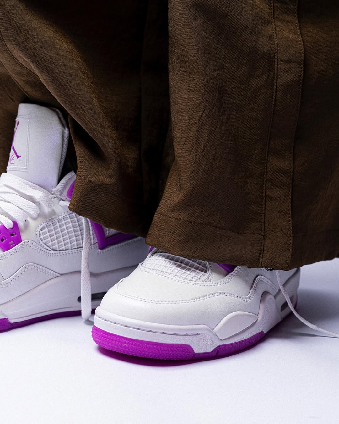 Air Jordan 4 Hyper Violet - FQ1314 - 151 - Men's and Women's Sneakers > Sneakers > Jordan 4 > High - Top Sneakers