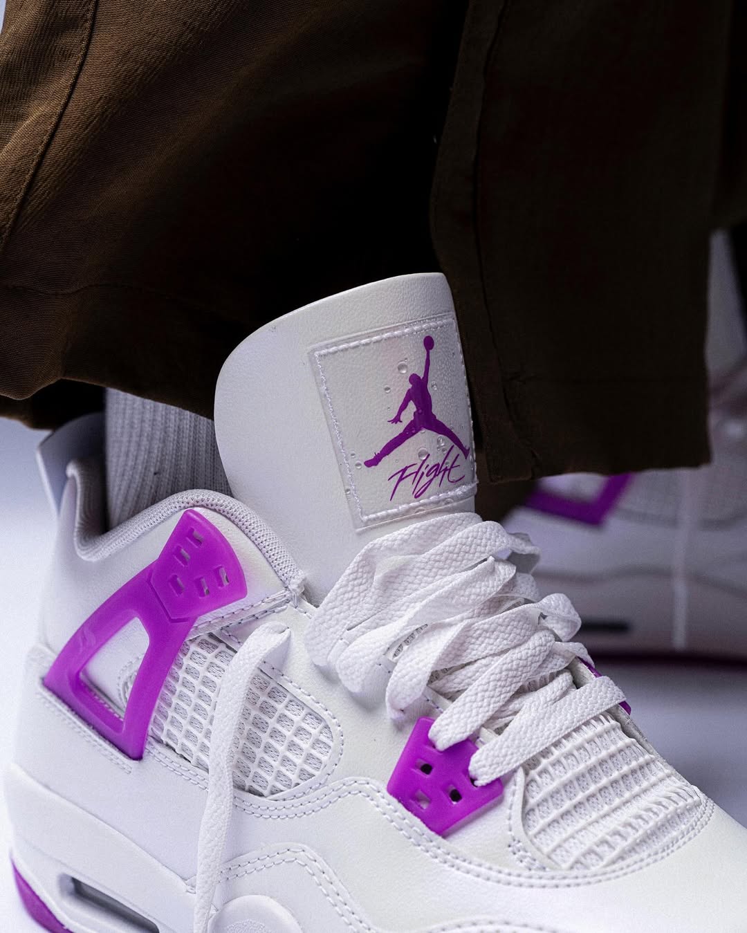 Air Jordan 4 Hyper Violet - FQ1314 - 151 - Men's and Women's Sneakers > Sneakers > Jordan 4 > High - Top Sneakers