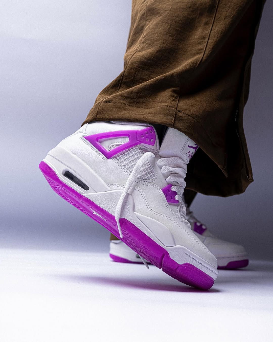 Air Jordan 4 Hyper Violet - FQ1314 - 151 - Men's and Women's Sneakers > Sneakers > Jordan 4 > High - Top Sneakers