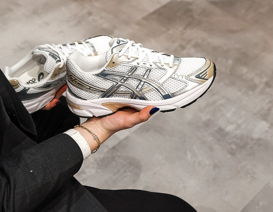 ASICS Gel - 1130 White Wood Crepe - 1201A256 - 117 - Men's and Women's Sneakers > Sneakers > Asics Gel - 1130 > Low - Top Sneakers