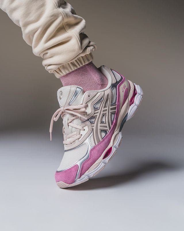 ASICS Gel - NYC Cream Mineral Beige Pink - 1203A383 - 104 - sneakers