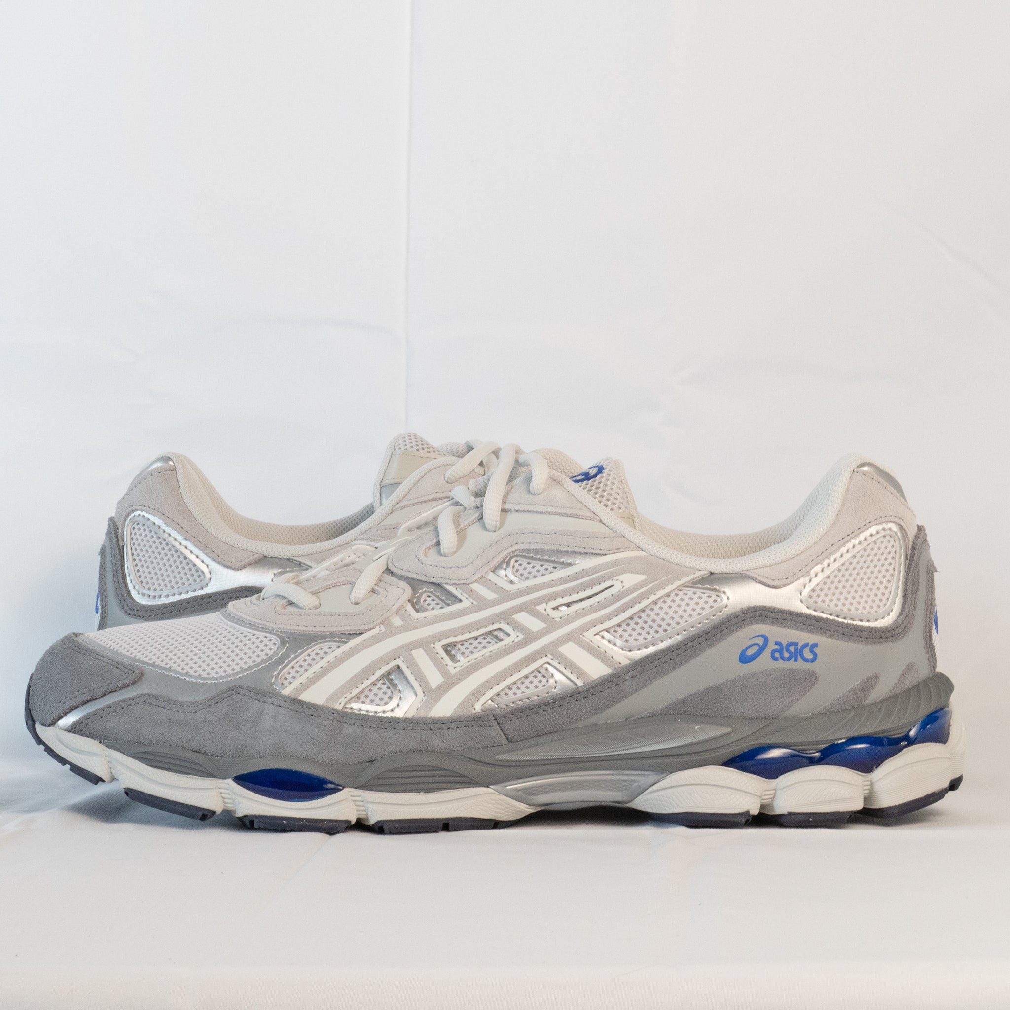 ASICS Gel - NYC Glacier Grey Gravel - 1203A383 - 025 - Men's and Women's Sneakers > Sneakers > Asics Gel - NYC > Low - Top Sneakers
