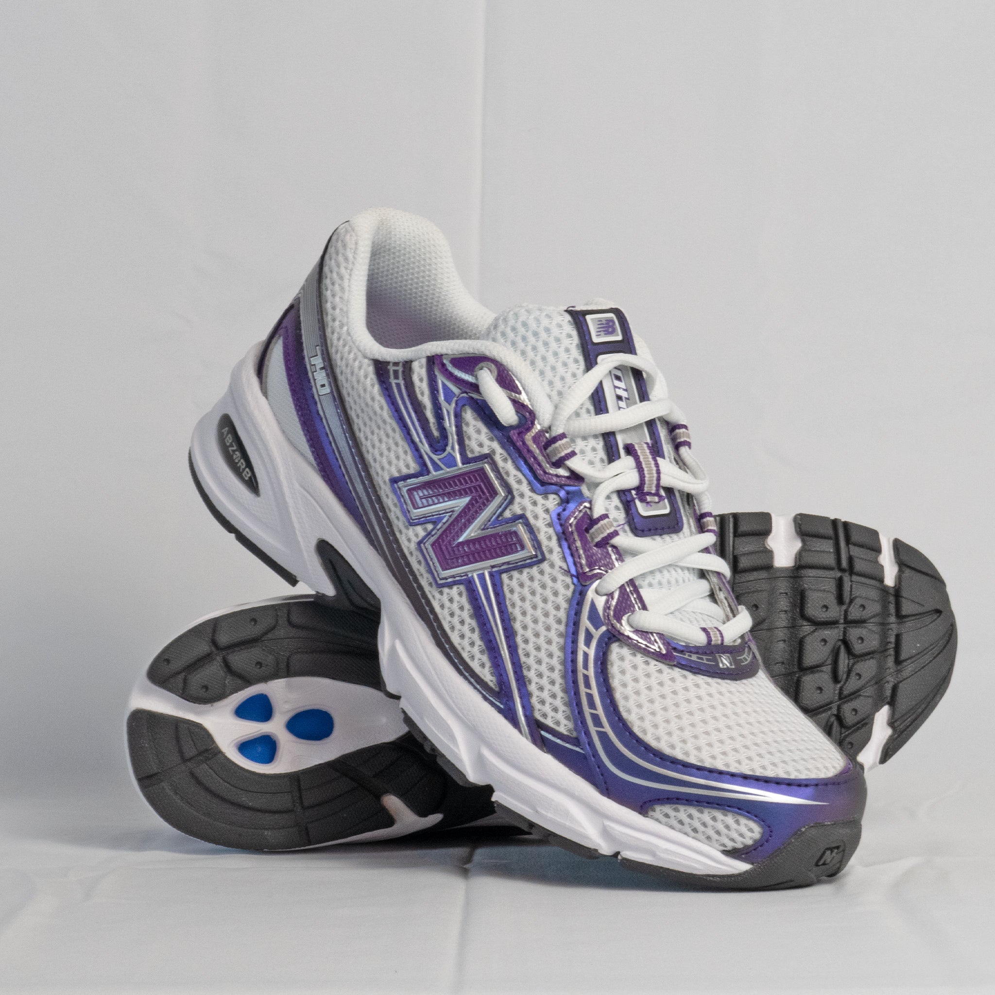 New Balance 740v2 Concord Grape