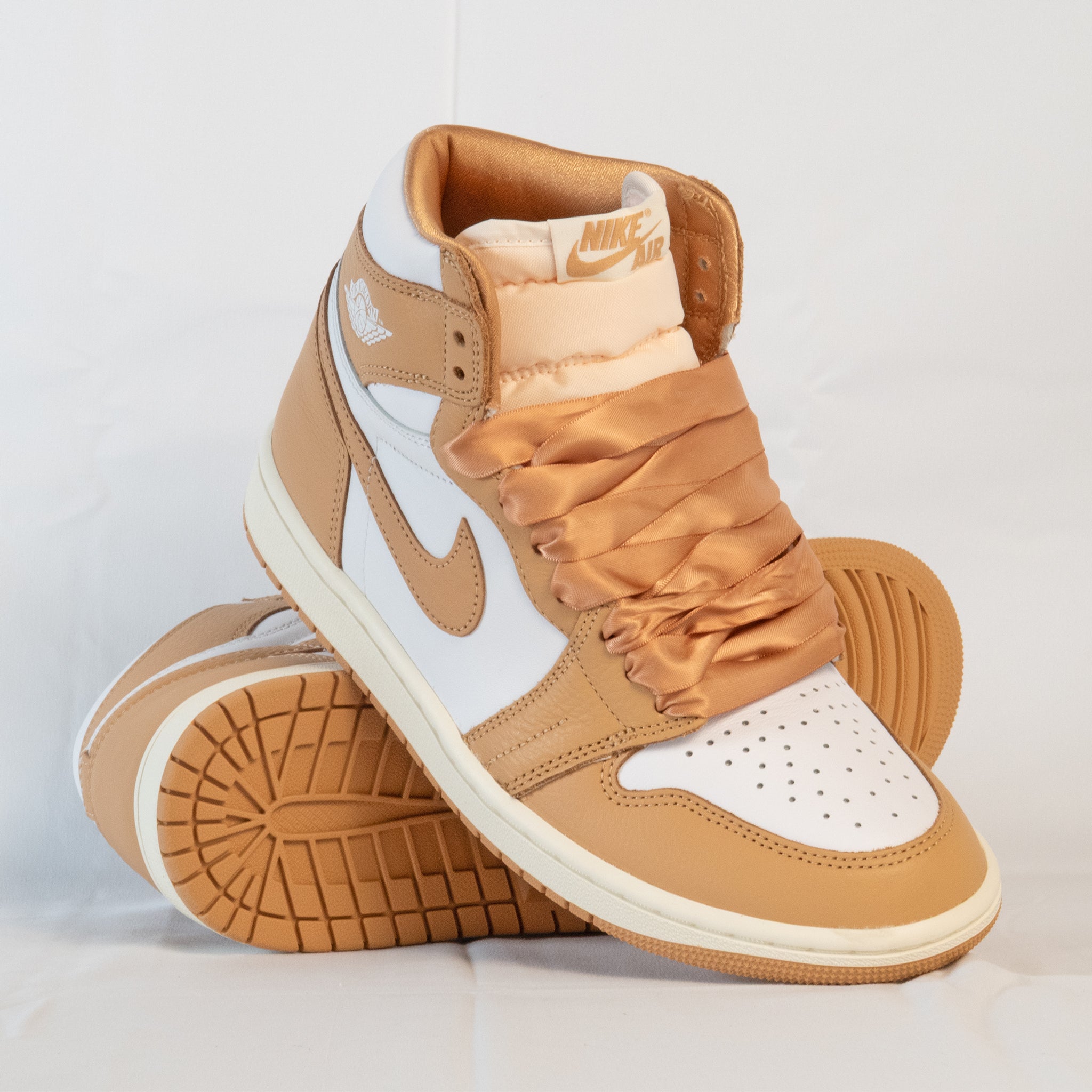 Jordan 1 High 'Praline' (W)
