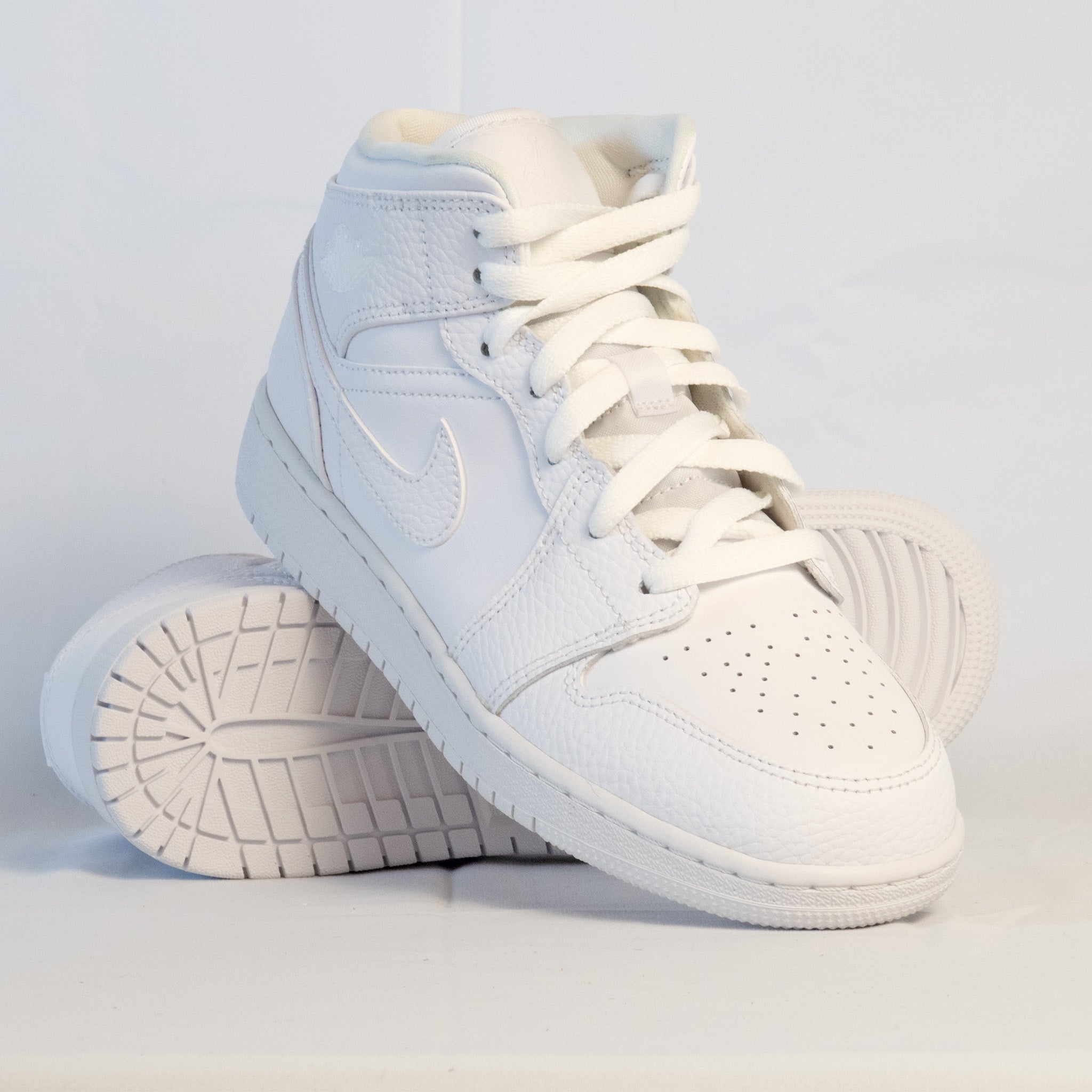 Jordan 1 Mid Triple White Tumbled Leather (GS) - 554725 - 130 - Men's and Women's Sneakers > Sneakers > Jordan 1 > Mid - Top Sneakers