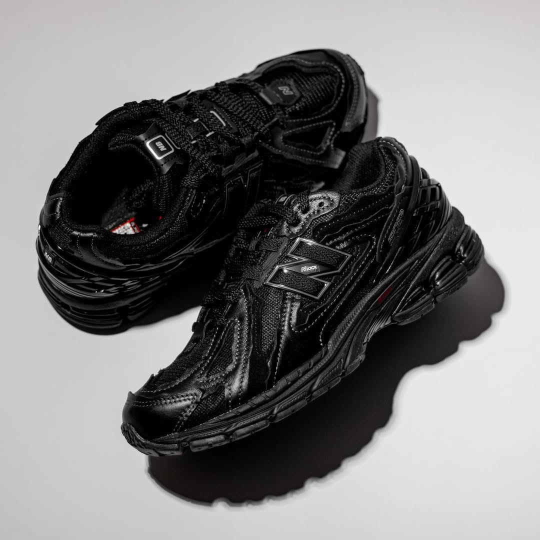 New Balance 1906D Protection Pack Black Leather - M1906DF - Men's and Women's Sneakers > Sneakers > New Balance 1906 > Low - Top Sneakers