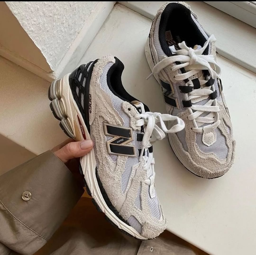 New Balance 1906D Protection Pack Reflection - M1906DC - Men's and Women's Sneakers > Sneakers > New Balance 1906 > Low - Top Sneakers