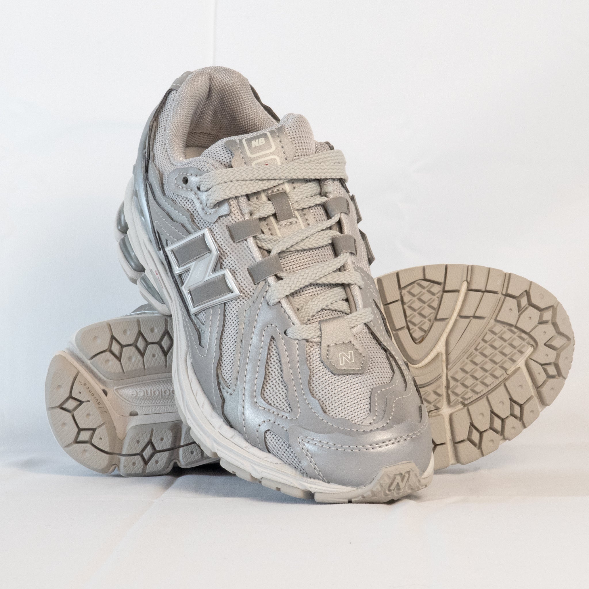 New Balance 1906D Protection Pack Silver Metallic - M1906DH - Men's and Women's Sneakers > Sneakers > New Balance 1906 > Low - Top Sneakers