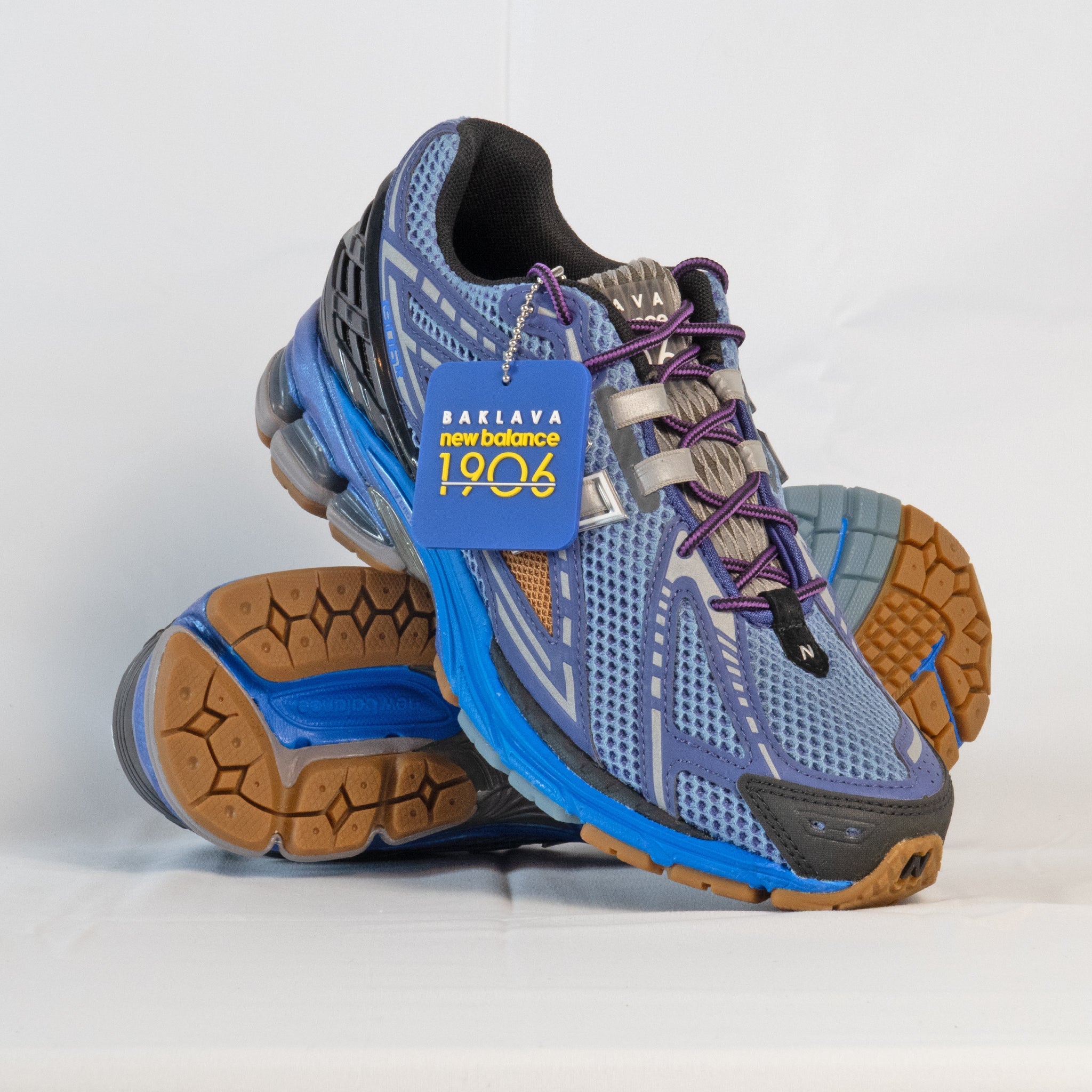 New Balance 1906R Action Bronson Medusa Azul - M1906RON - Men's and Women's Sneakers > Sneakers > New Balance 1906 > Low - Top Sneakers