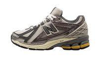 New Balance 1906R Licorice