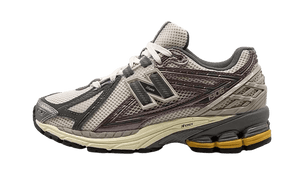 New Balance 1906R Licorice