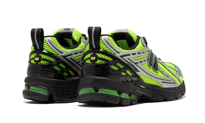 New Balance 1906R Volt Black - M1906RCG - sneakers