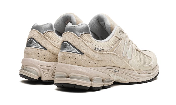 New Balance 2002R Light Bone Aluminium - ML2002RE - sneakers