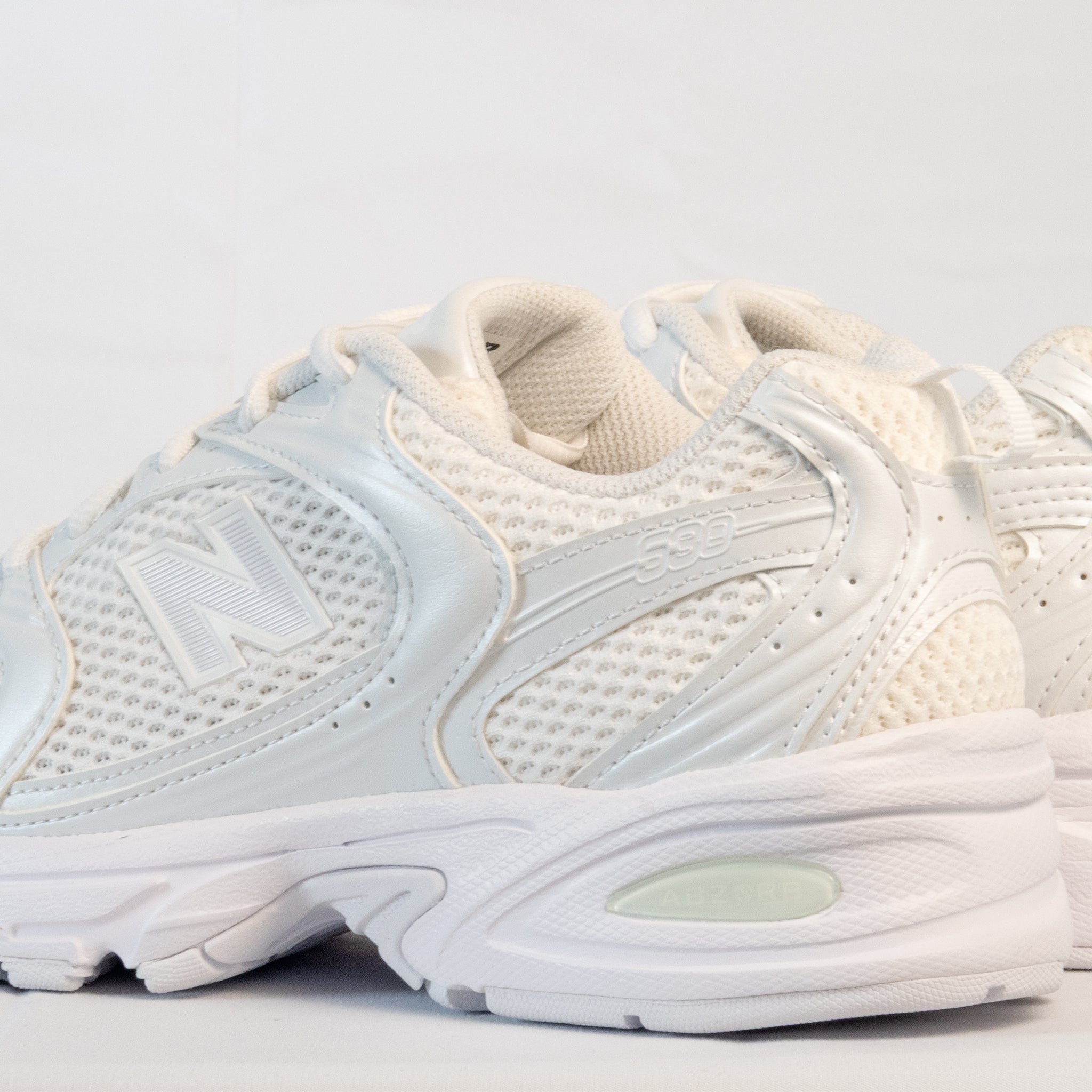 New Balance 530 Triple White - MR530PA - Men's and Women's Sneakers > Sneakers > New Balance 530 > Low - Top Sneakers