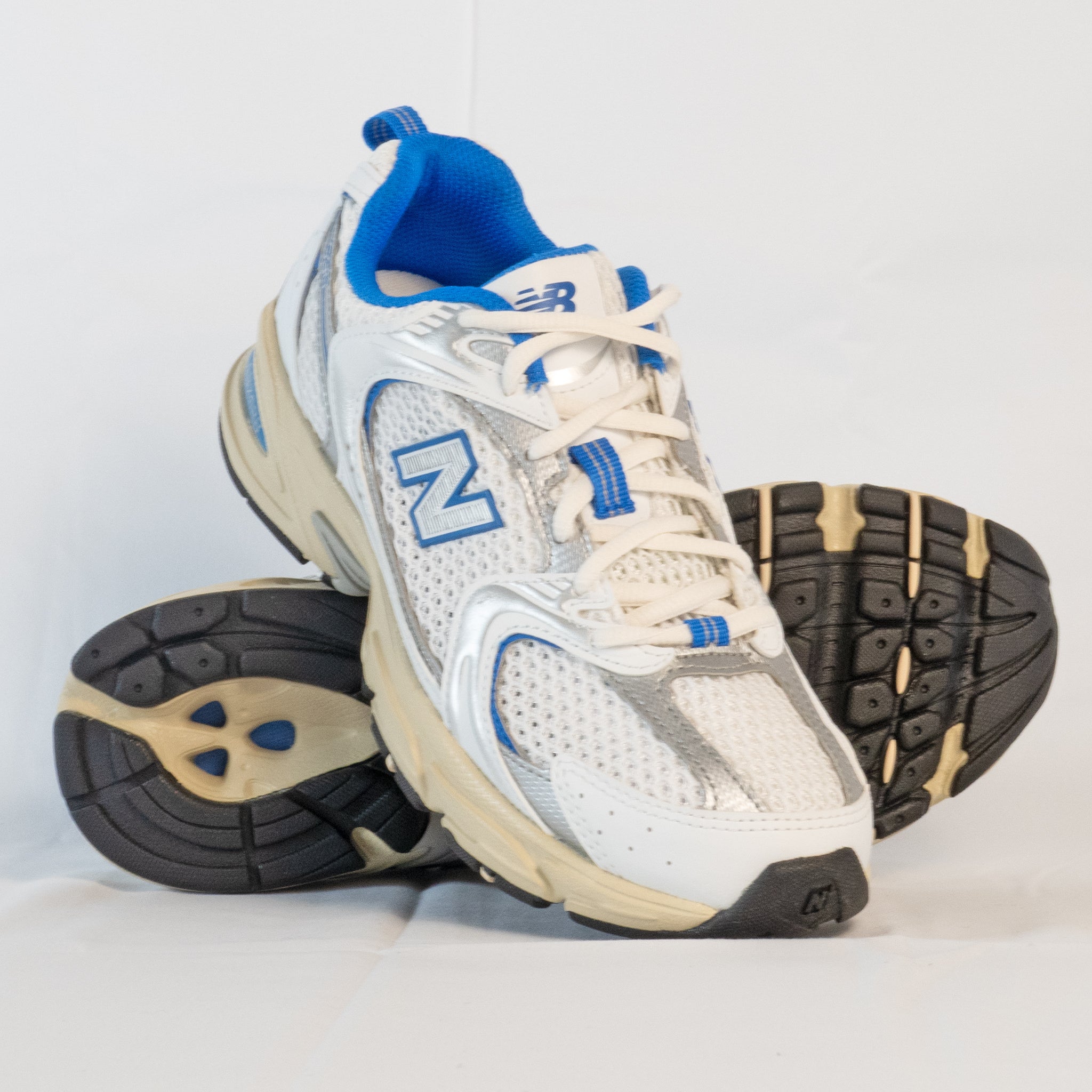 New Balance 530 White Blue Oasis - MR530EA - Men's and Women's Sneakers > Sneakers > New Balance 530 > Low - Top Sneakers